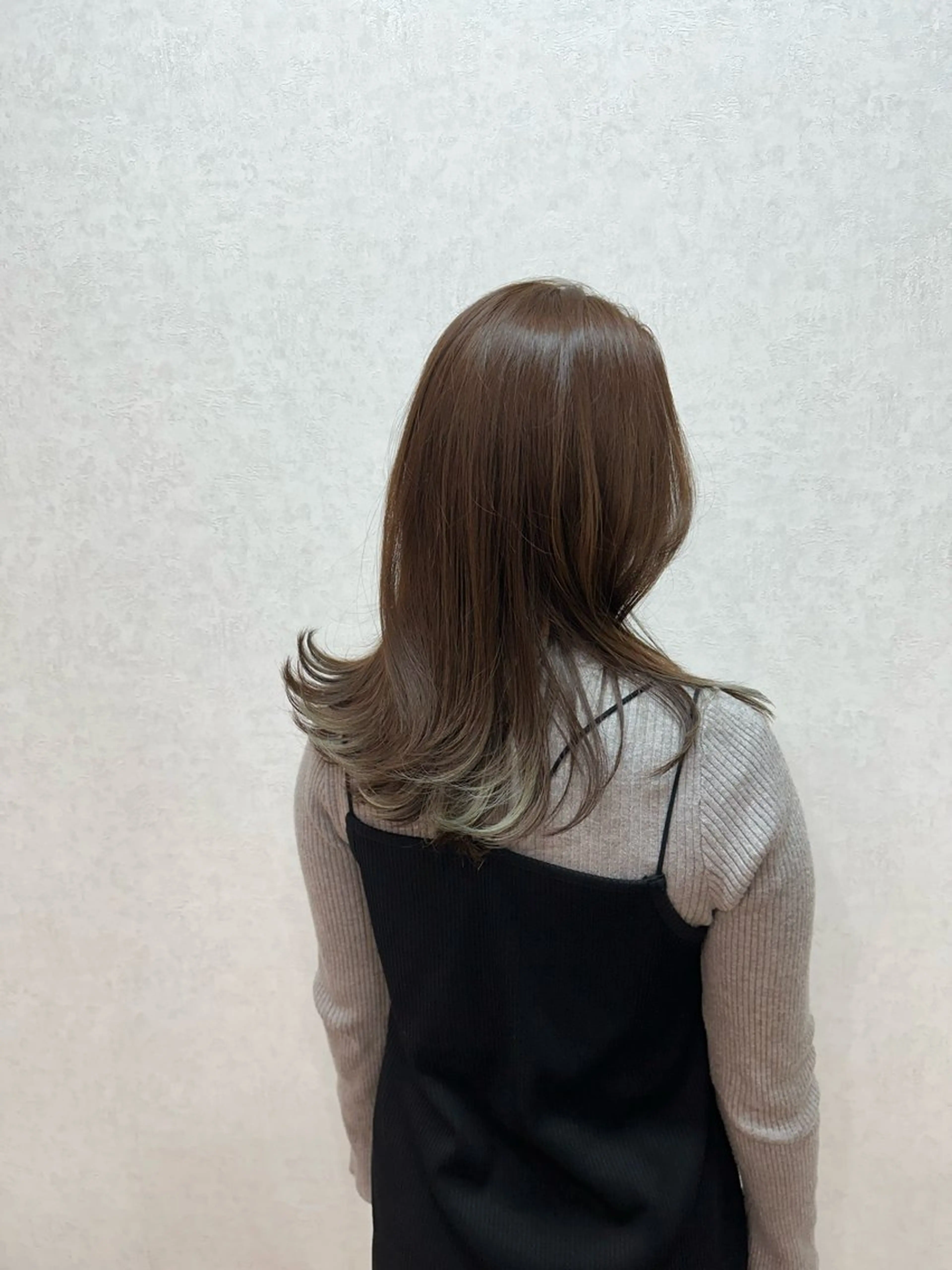 セミロング カット ヘアカラー トリートメント 鈴木 悠平のヘアスタイル
