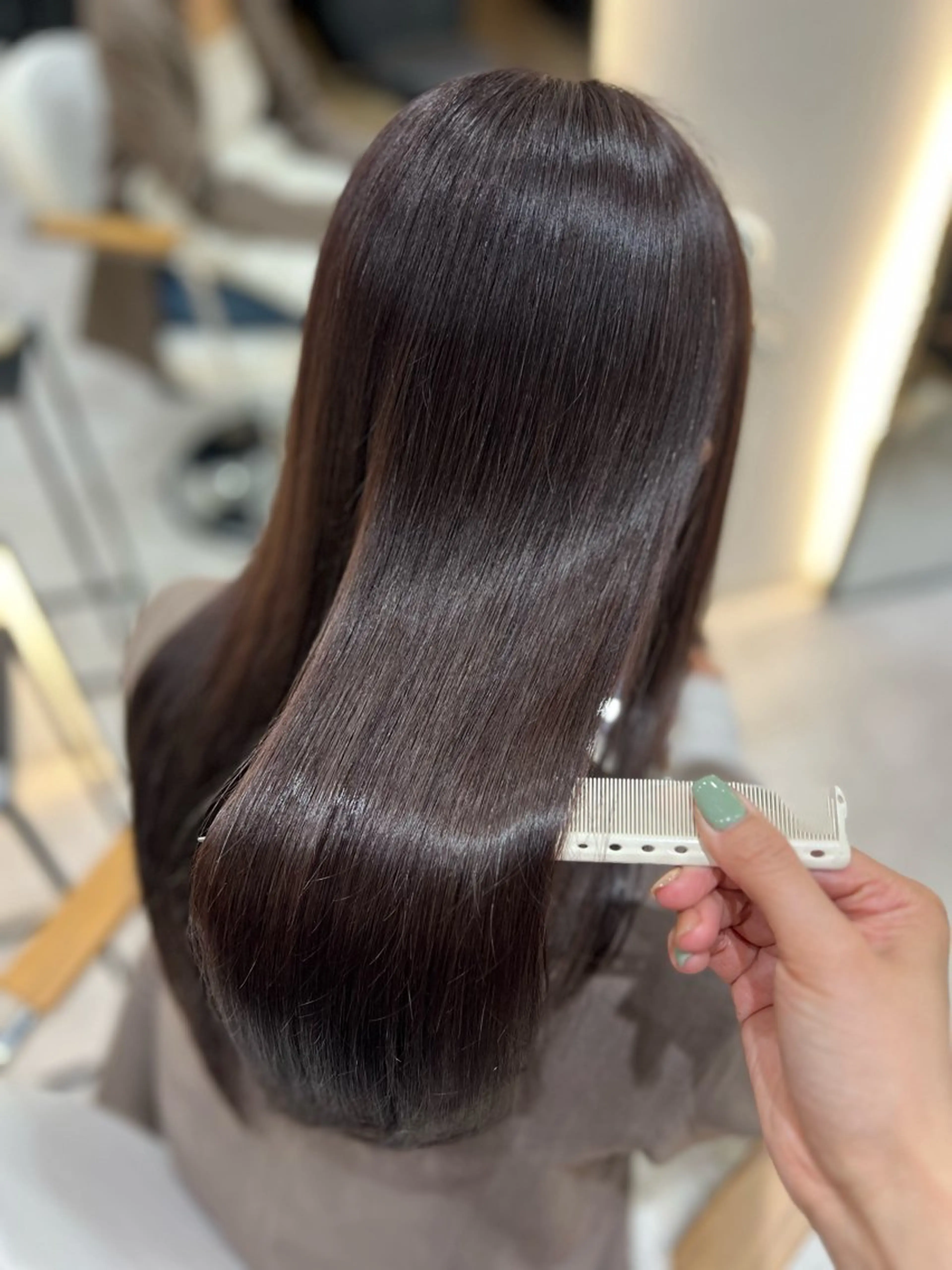 ロング カラー Zina aimiのヘアスタイル