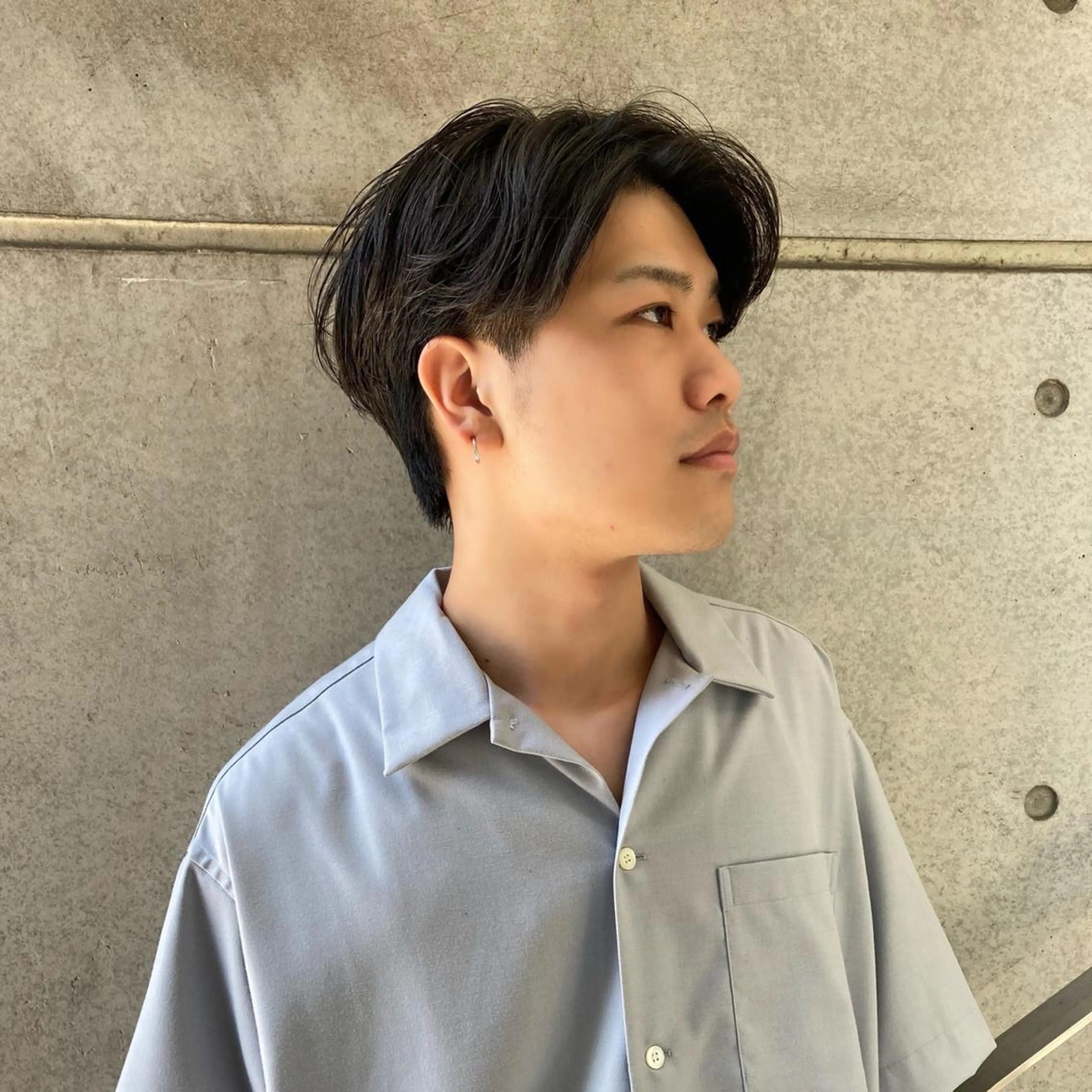 パーマ メンズ 顔まわりレイヤー デザインカットのヘアスタイル