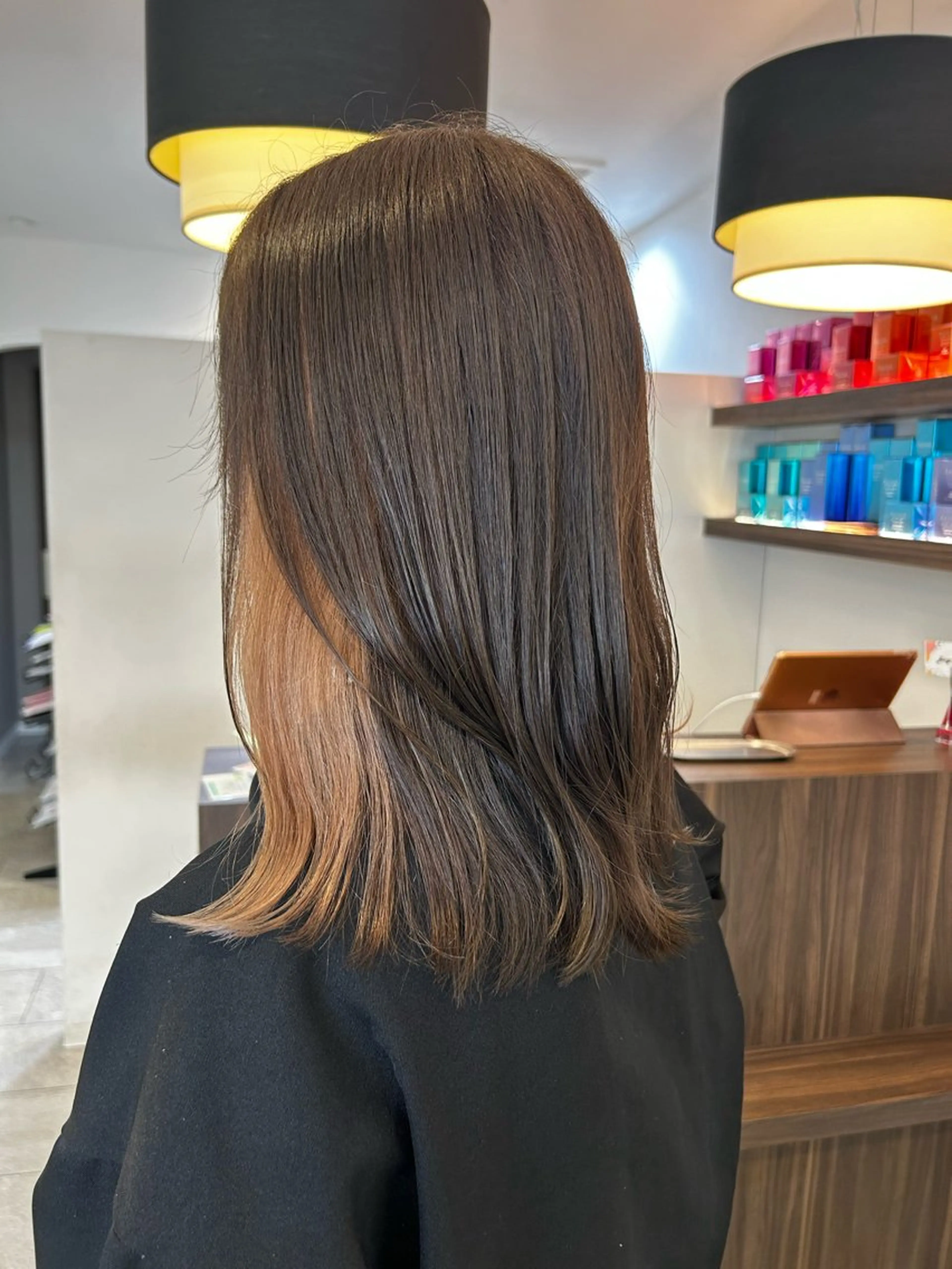 ミディアム 上田 愛來のヘアスタイル