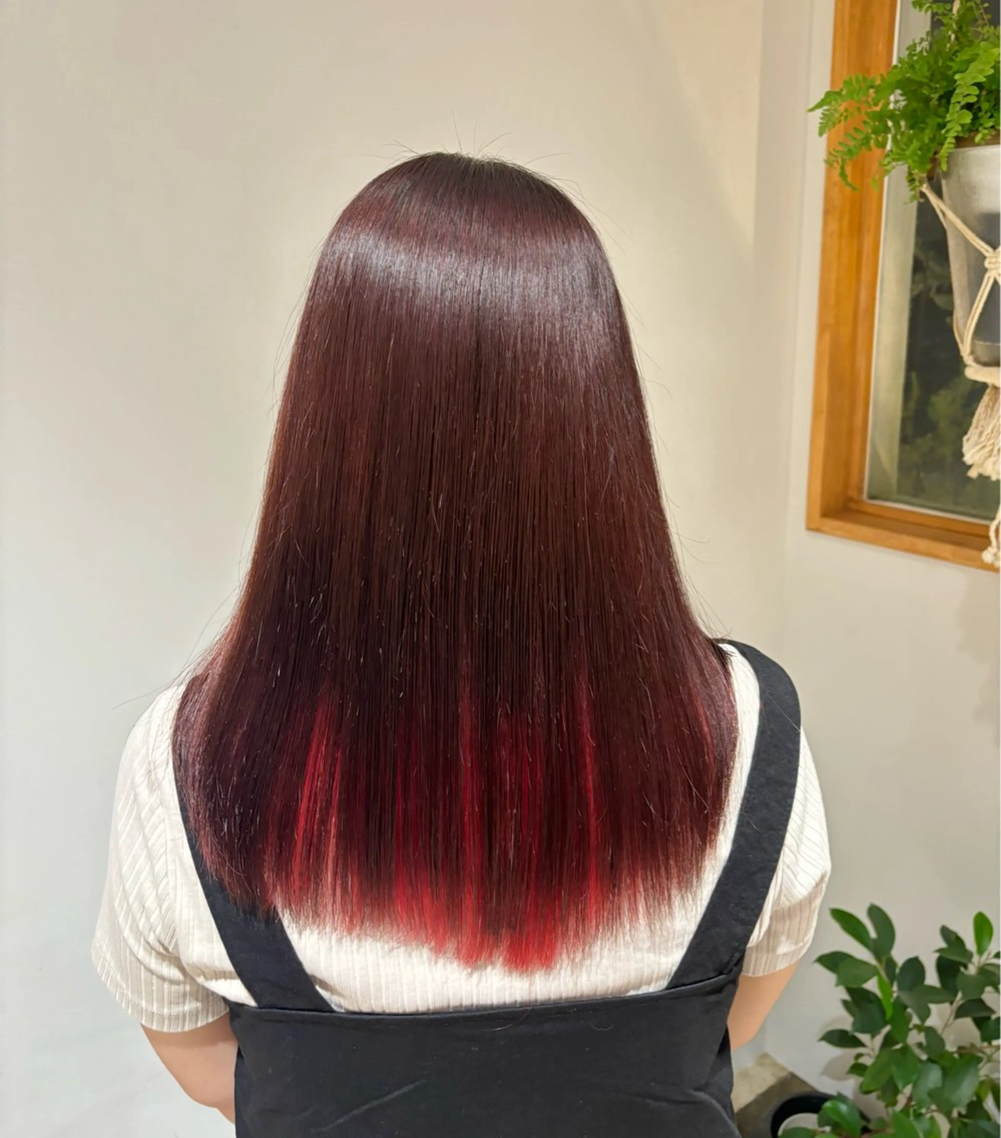 カラー インナーカラー ピンクカラー ヘアカラー パライソ南公園店 神津 由依のヘアスタイル