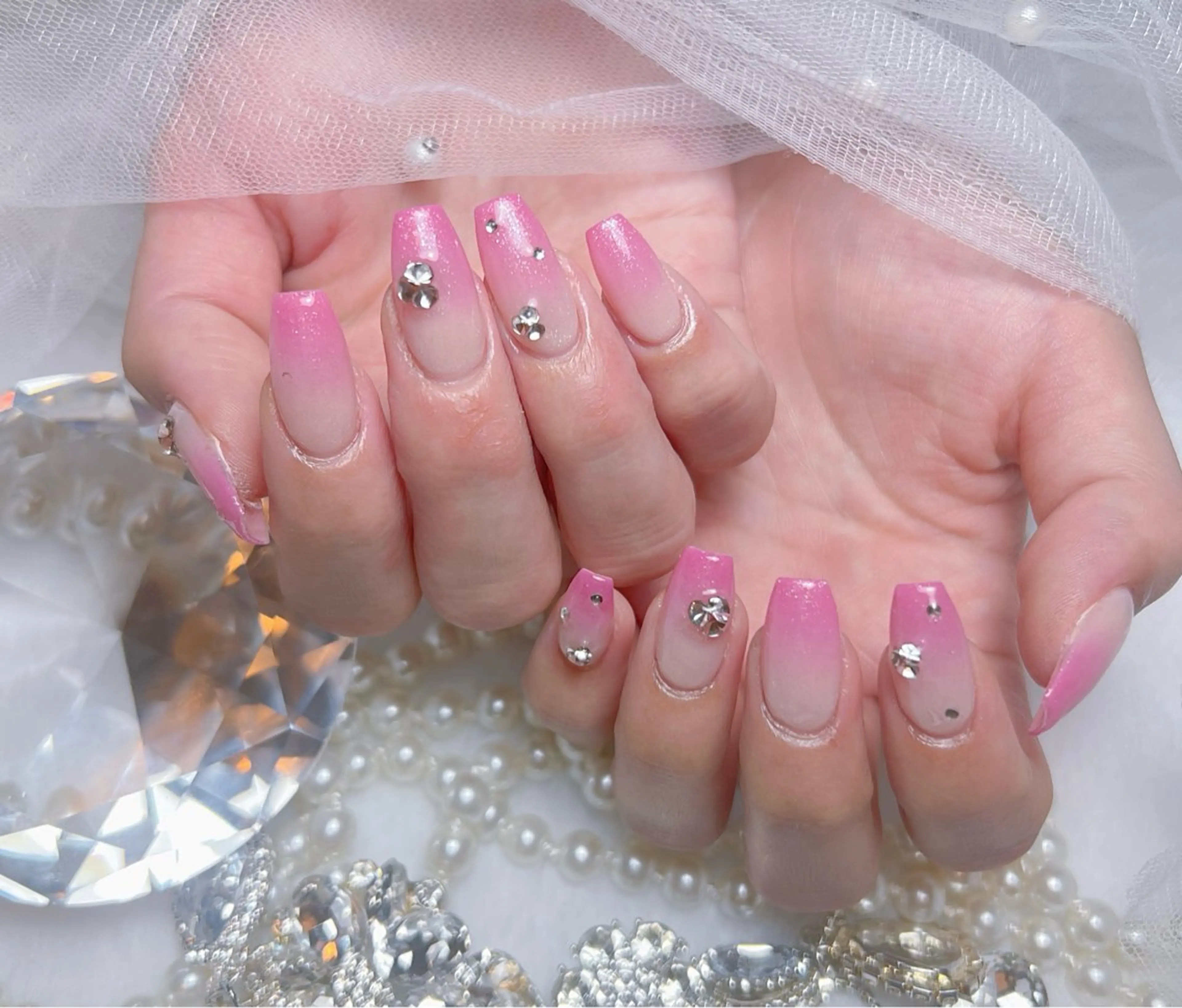 ネイル アートネイル オーロラネイル チークネイル 長さ出し フットネイル Miya _nailのネイルデザイン