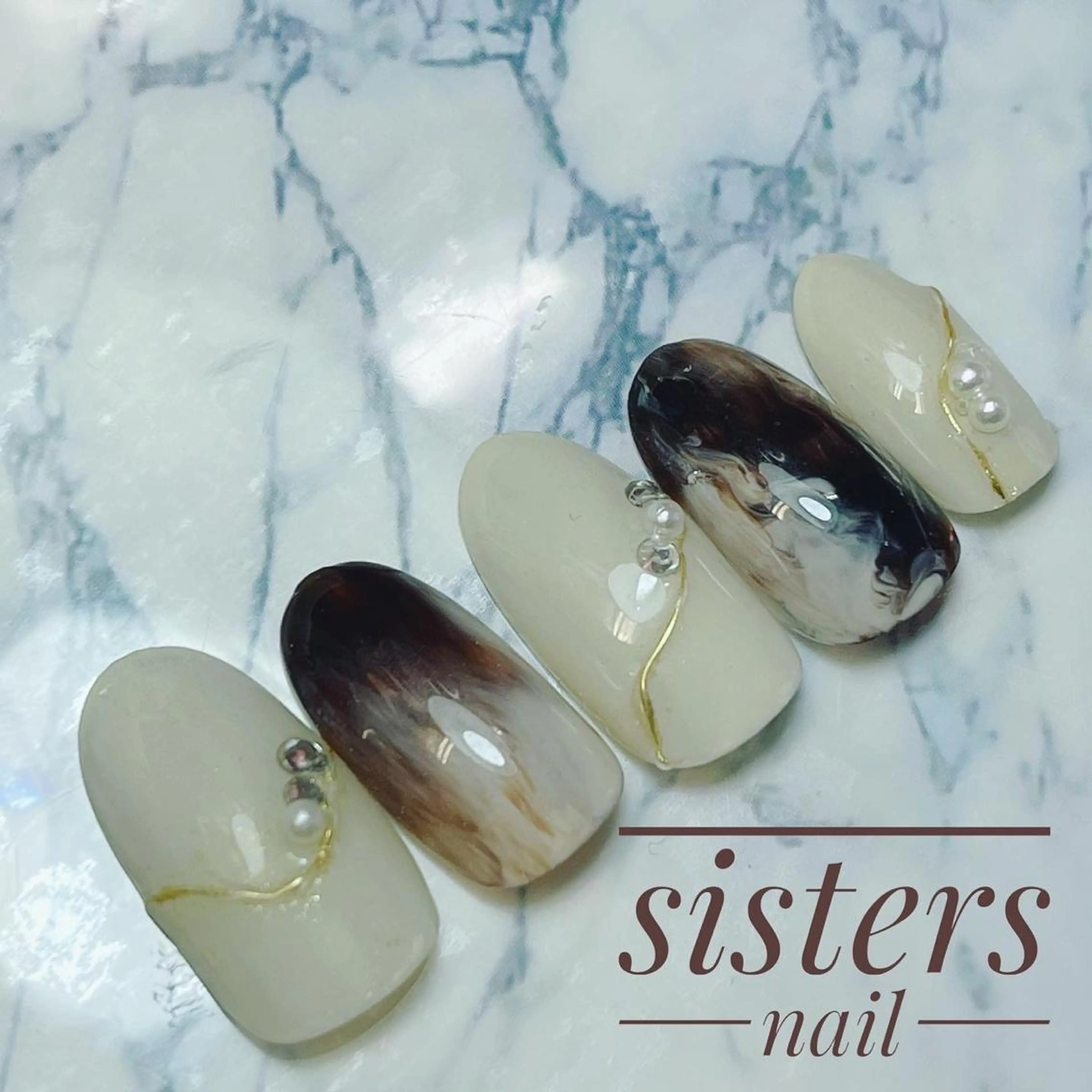 ネイル アートネイル 大理石ネイル(マーブル) ニュアンスネイル sisters nail.fのネイルデザイン