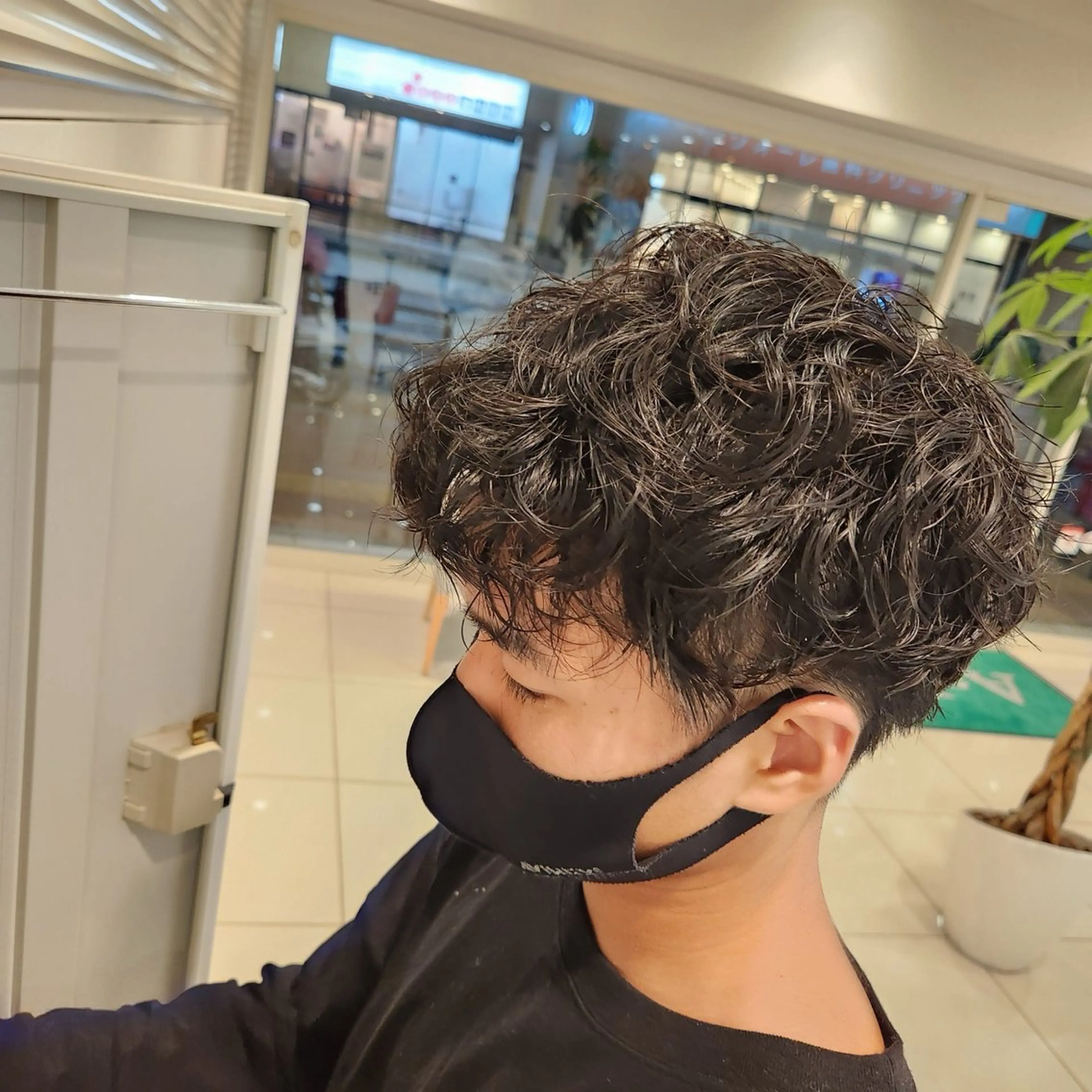 ショート 大澤 健介のヘアスタイル