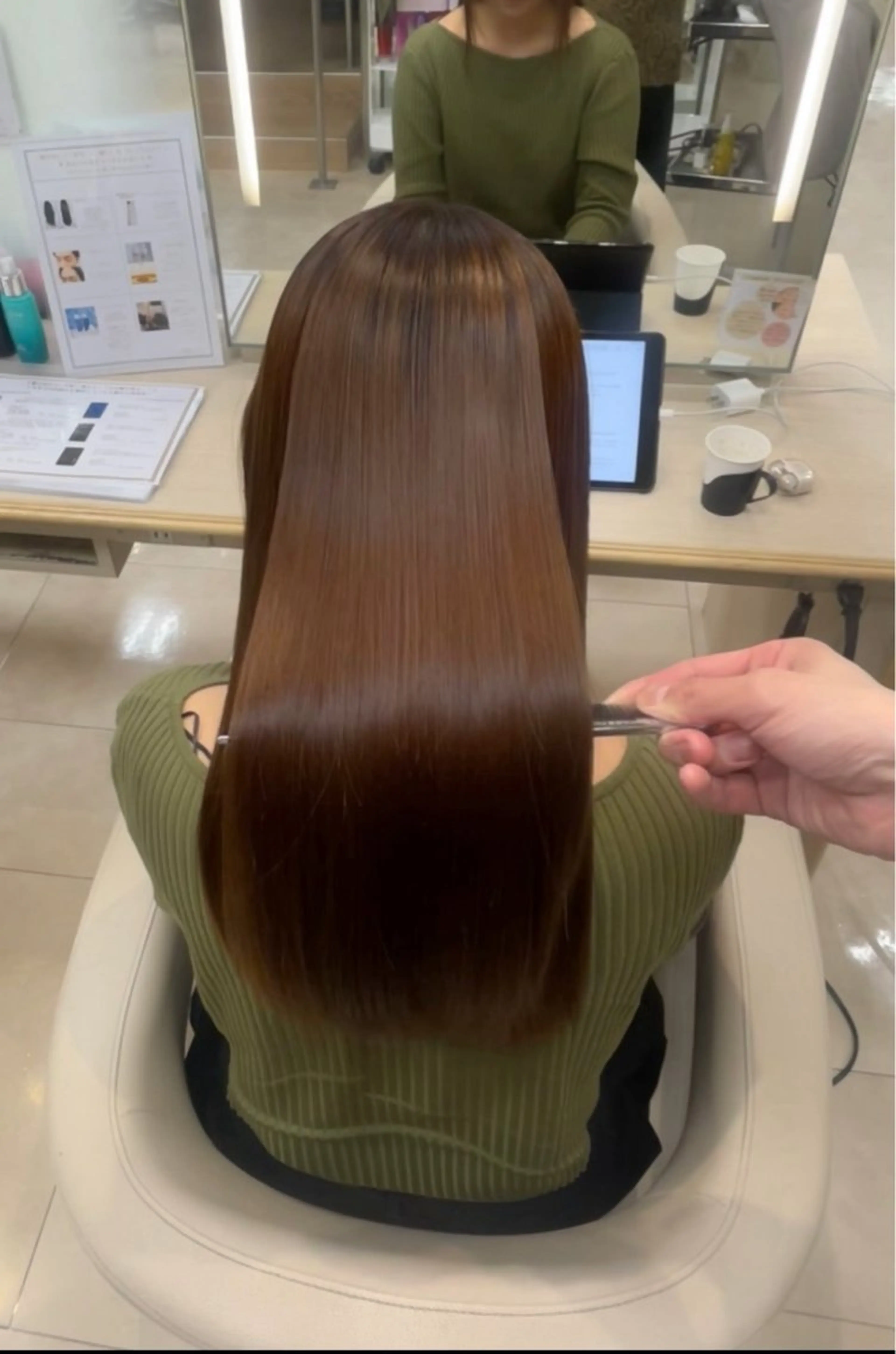 ロング シャドウパーマ／骨格 矯正カット　トモキのヘアスタイル