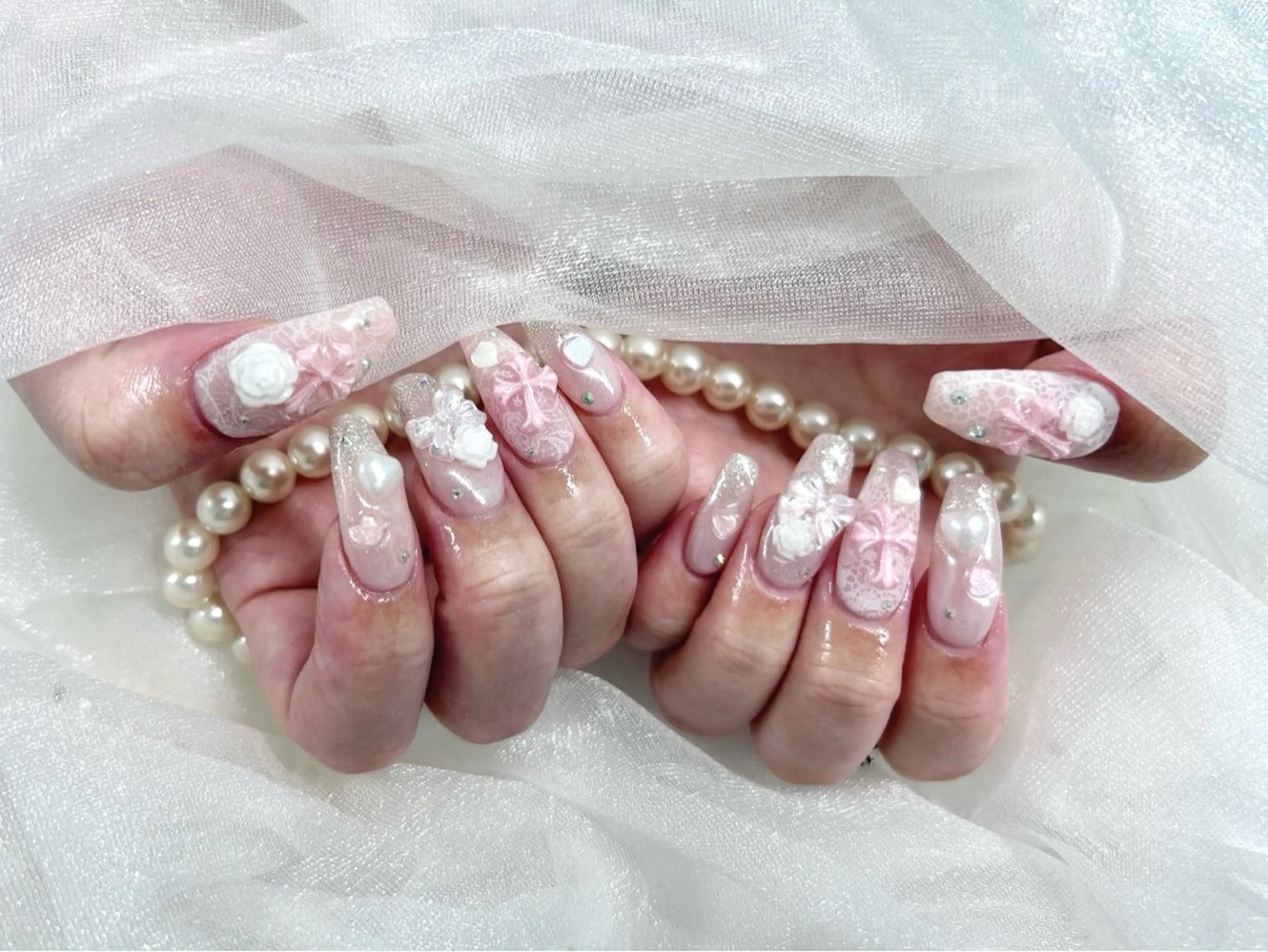 ネイル 持ち込み 加藤 楓子のネイルデザイン