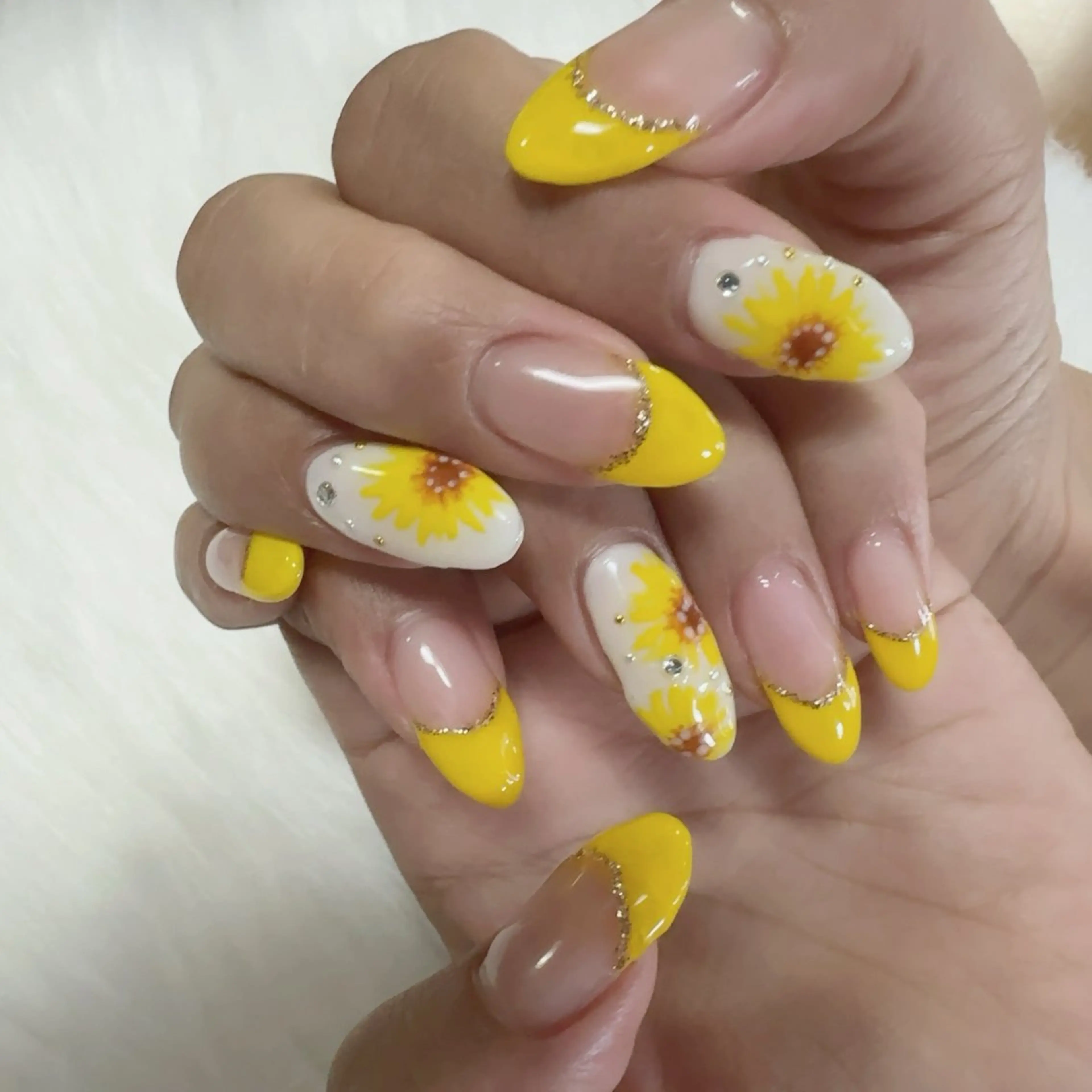 ネイル ★RISA★ 伊勢崎 【KARAT】のネイルデザイン