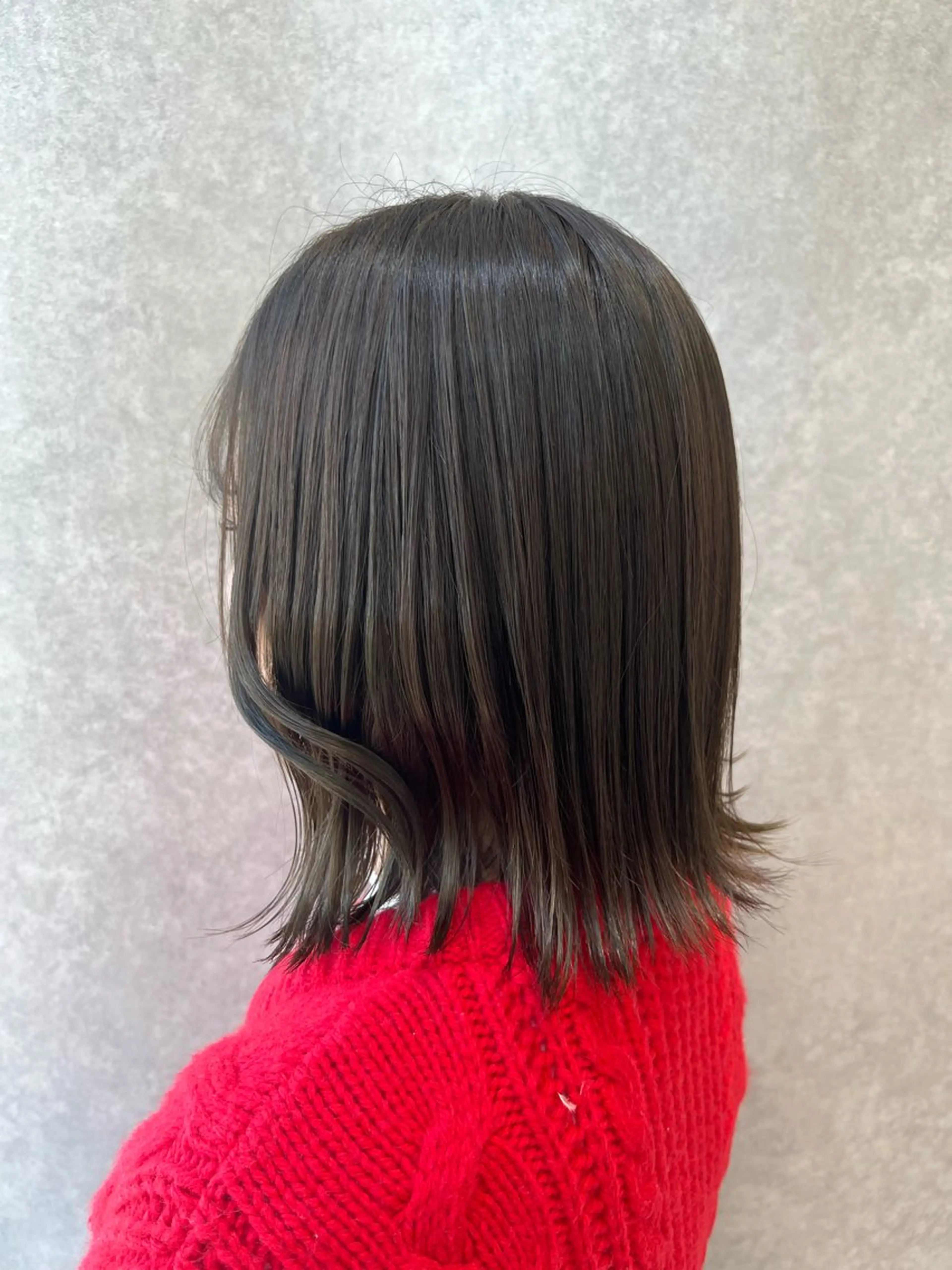 カラー 山下 由未佳のヘアスタイル