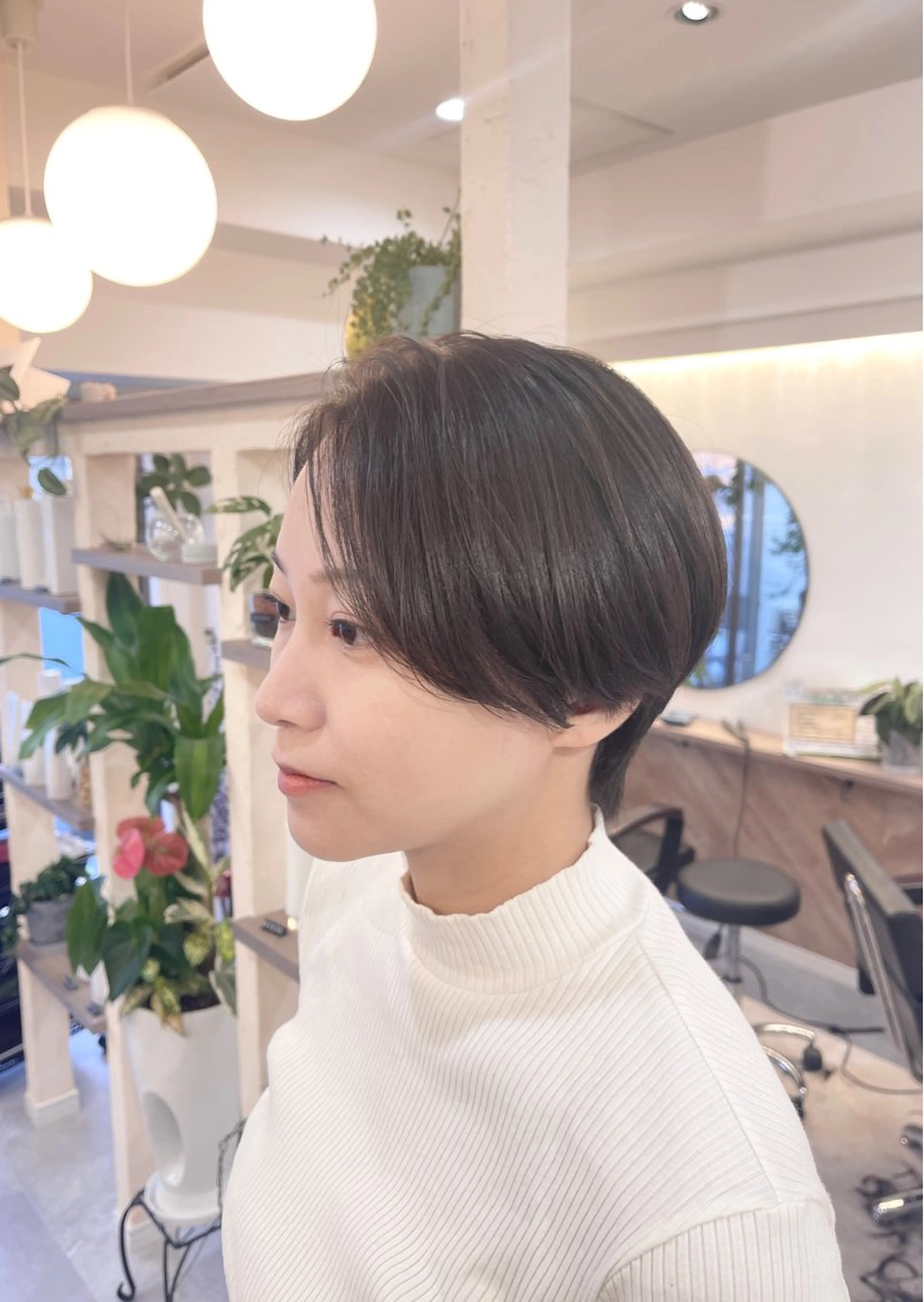 ショート ハンサムショート ショートヘア 髪質改善で 憧れの潤艶美髪にのヘアスタイル