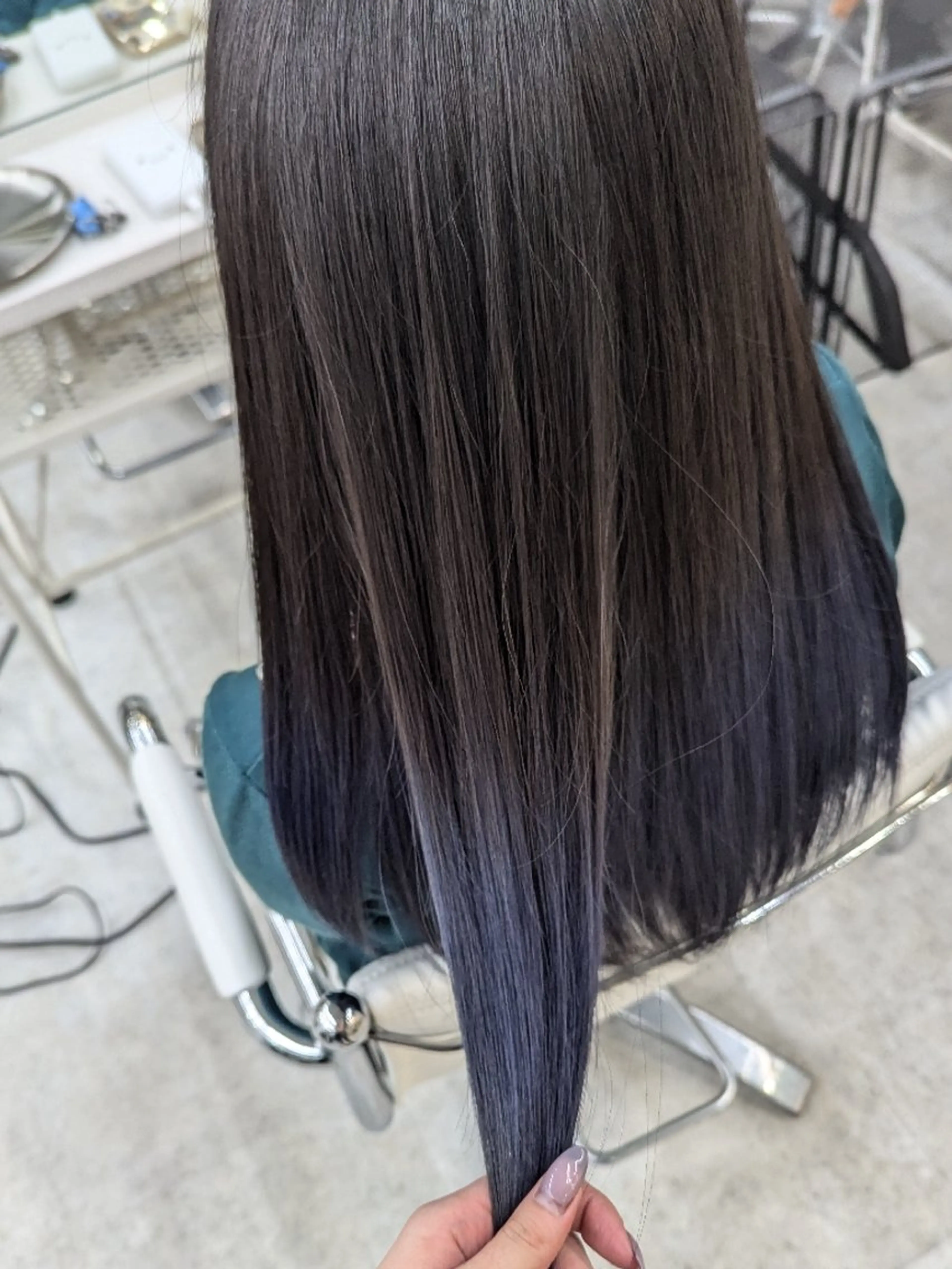 ロング カラー デザインカラー 推しカラー🦉にじさ んじカラー🌈🕒✨のヘアスタイル