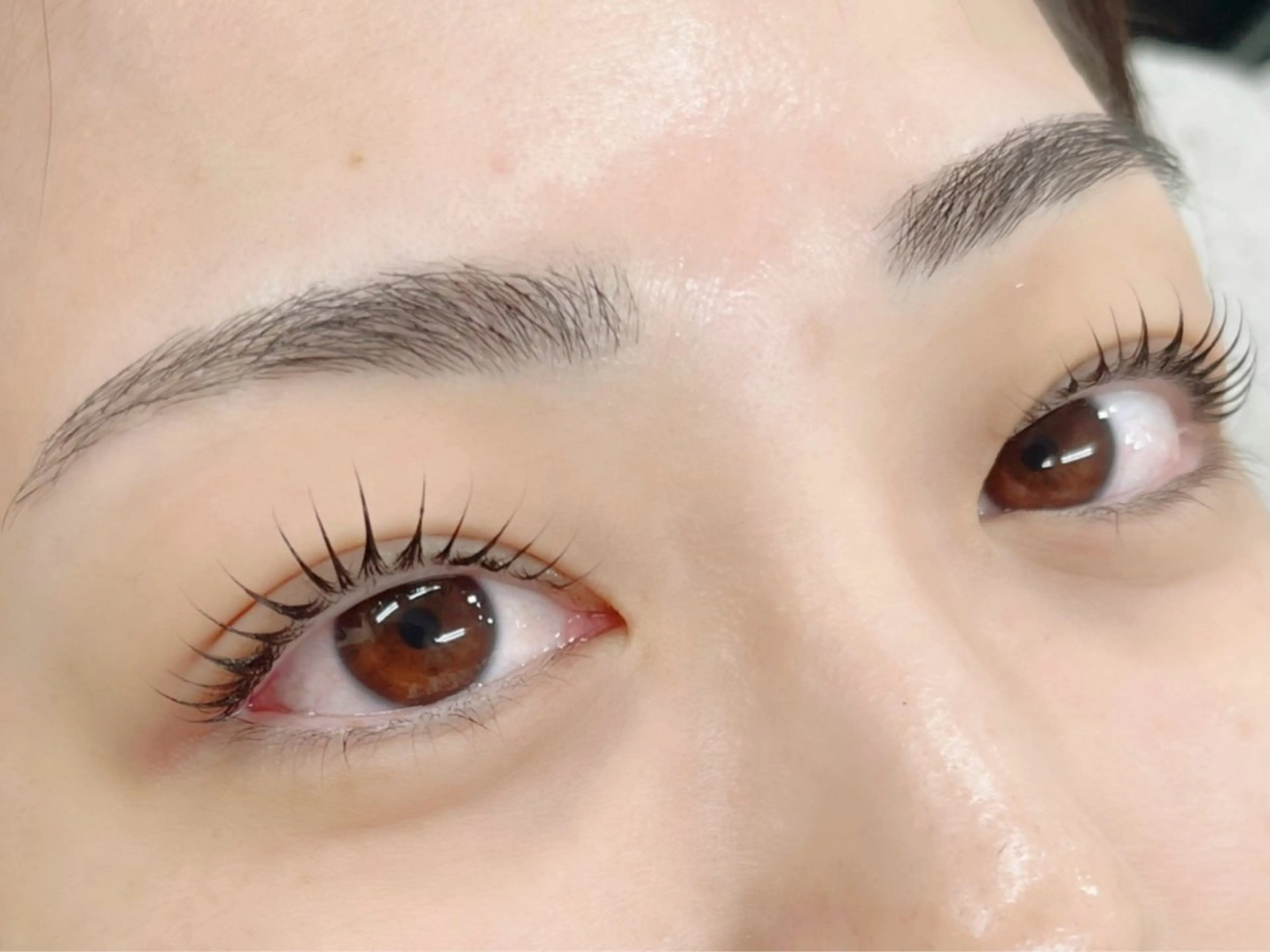 韓国発🇰🇷【マスカラパーマ】SNSで話題のマスカラパーマ導入🖤ブラックティントでまつげを黒くばっちりな印象に🎶の写真