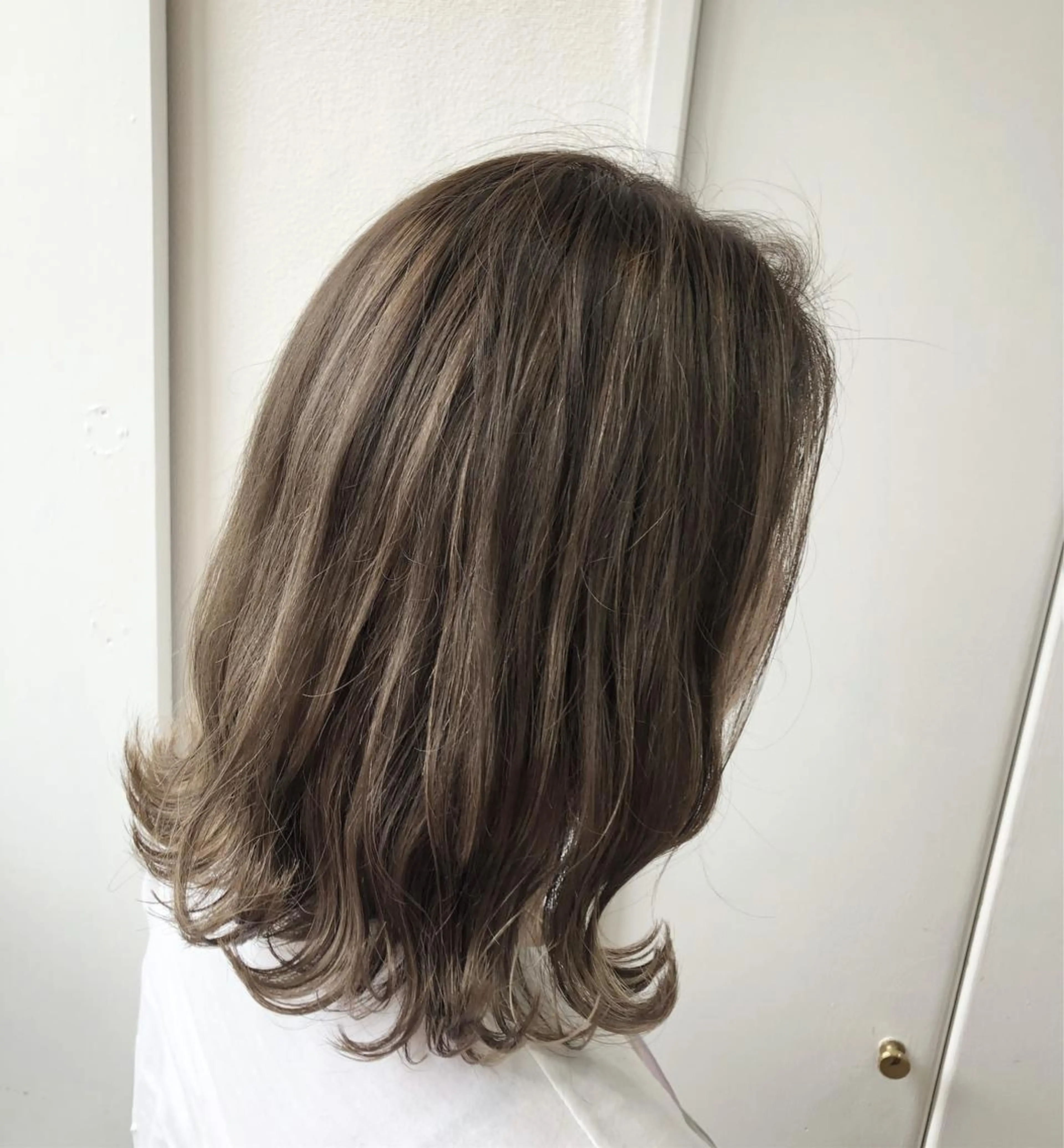 ショート カラー ヘアアレンジ アッシュ ハイライトカラー 3Dハイライト ハイライト ヘアカラー トリートメント Le/a谷町 野上幹太のヘアスタイル