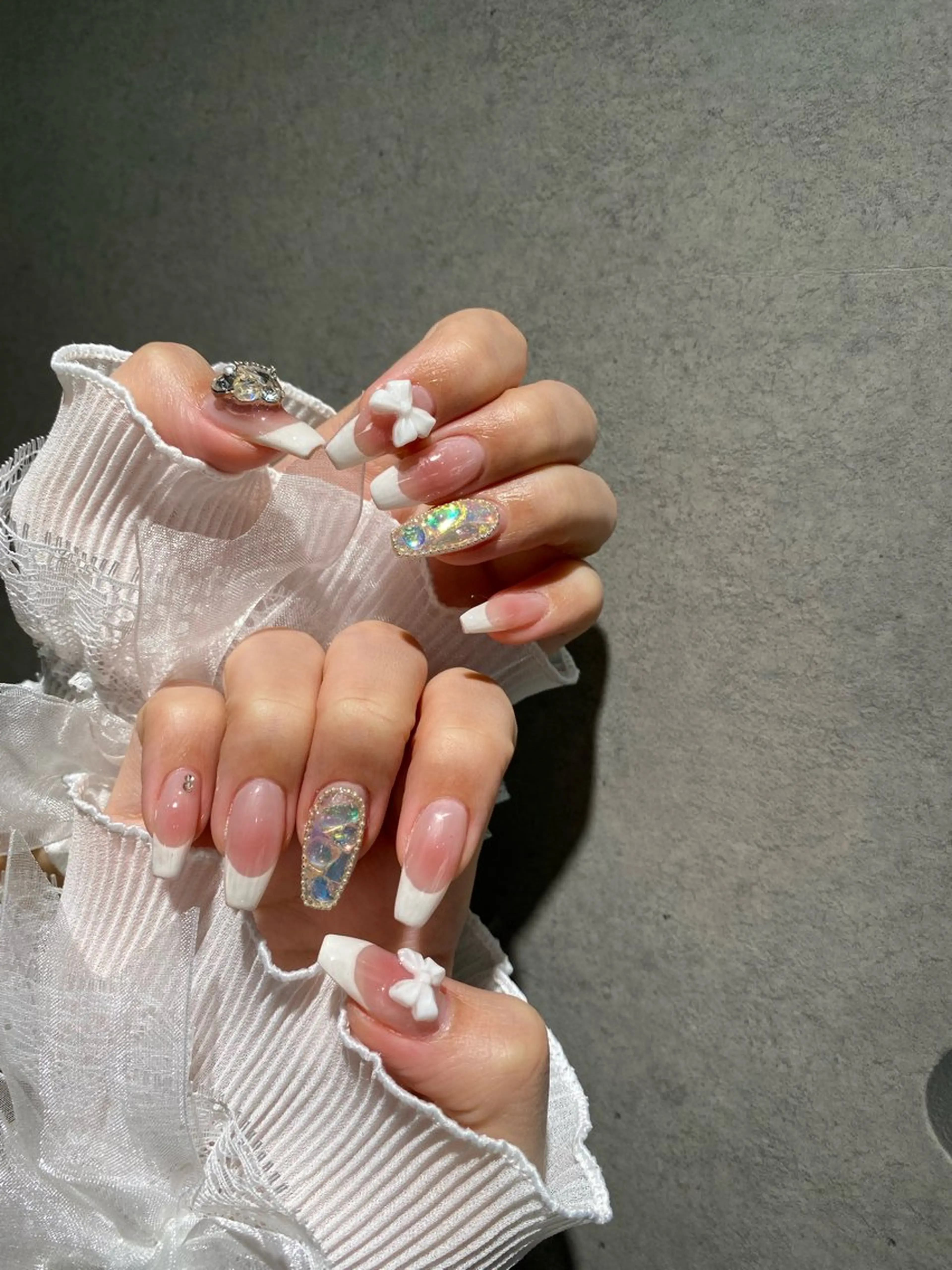 ネイル I-nailロング /ワンホン/キラキラのネイルデザイン