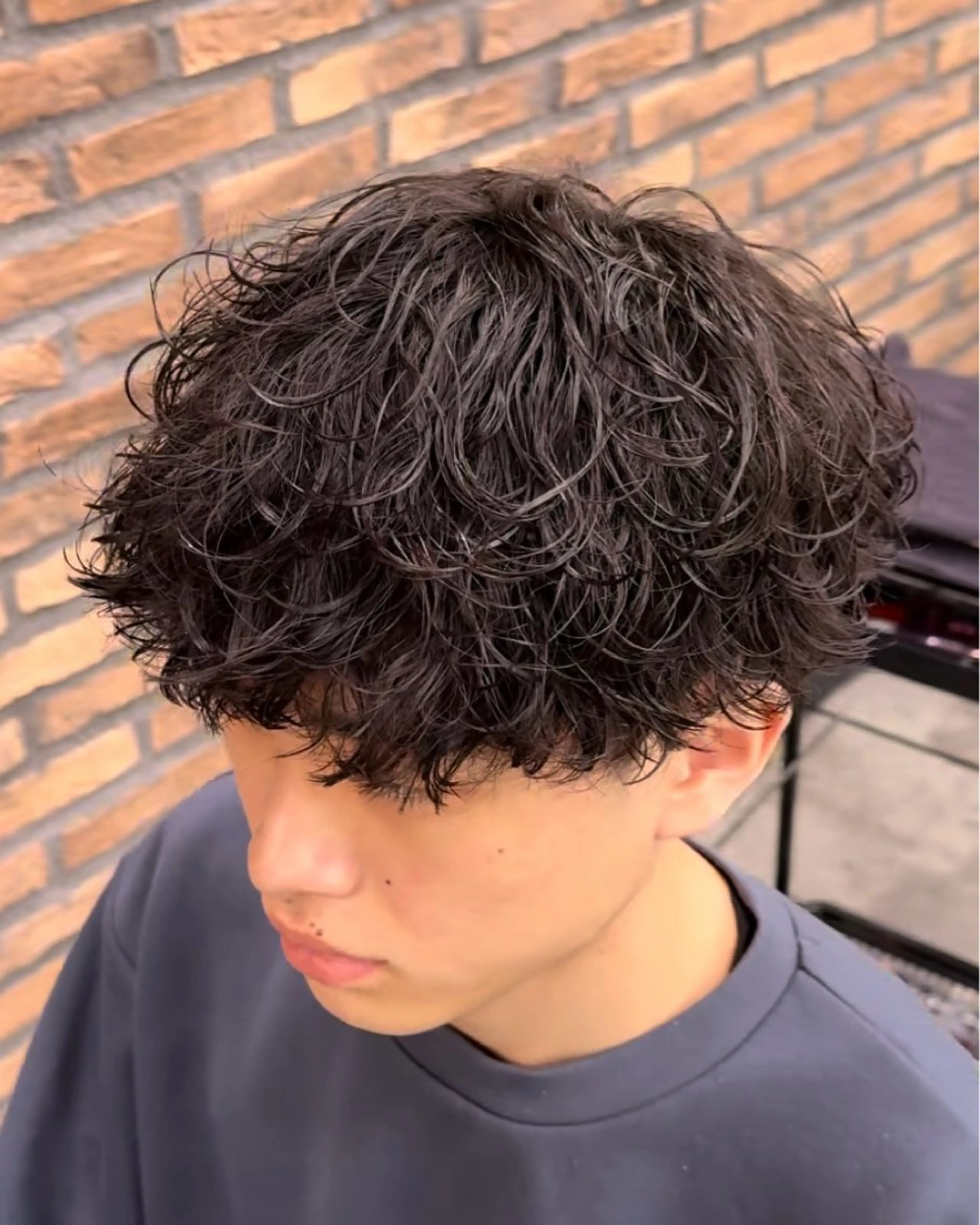 パーマ メンズ カット パーマ シャドウ/フェザー 朝崎倭斗のヘアスタイル