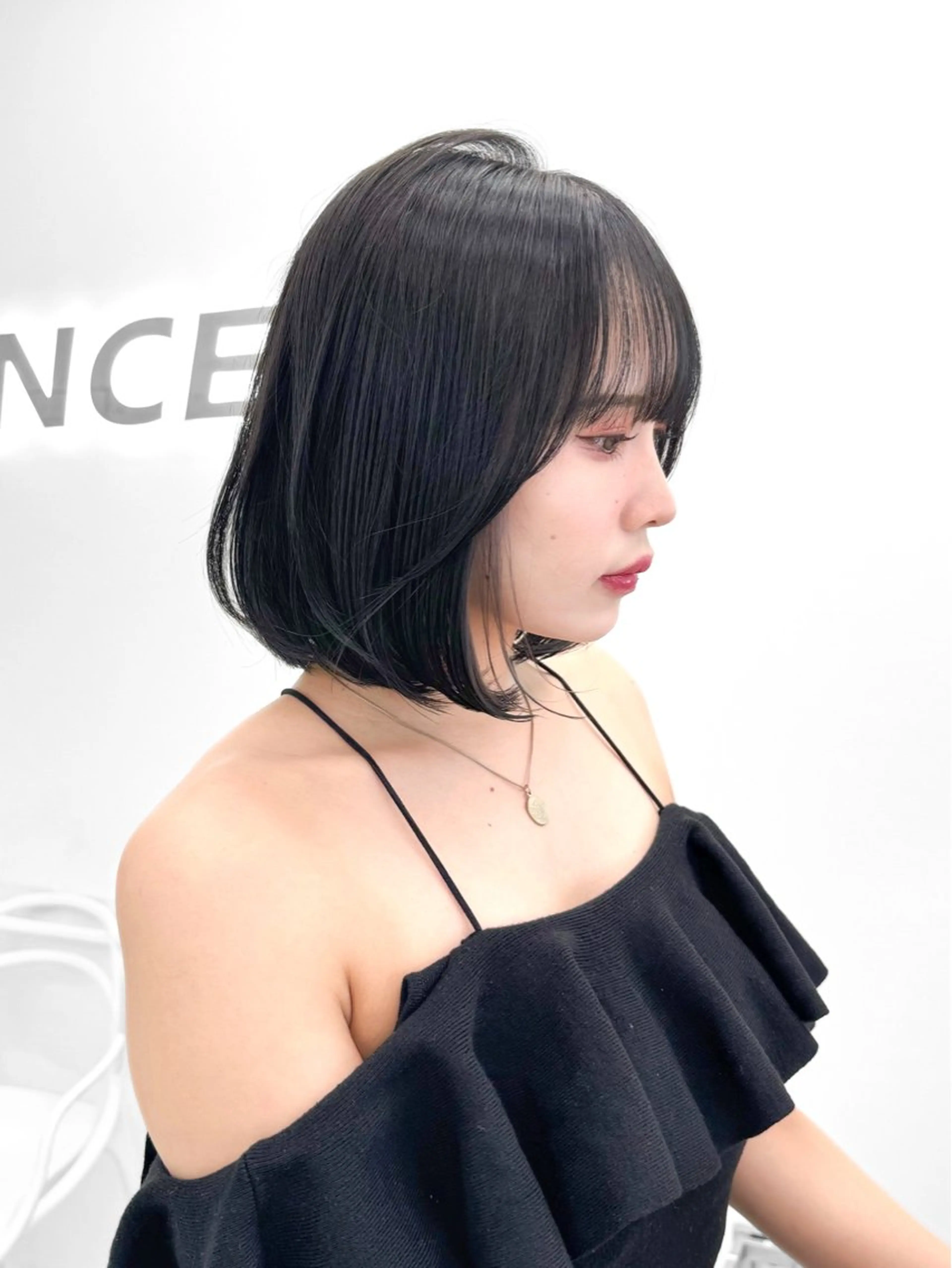 ミディアム カラー ヘアアレンジ カット ヘアカラー トリートメント ヘッドスパ ヘアセット 縮毛矯正🤍 盛れるボブ/ひかりのヘアスタイル