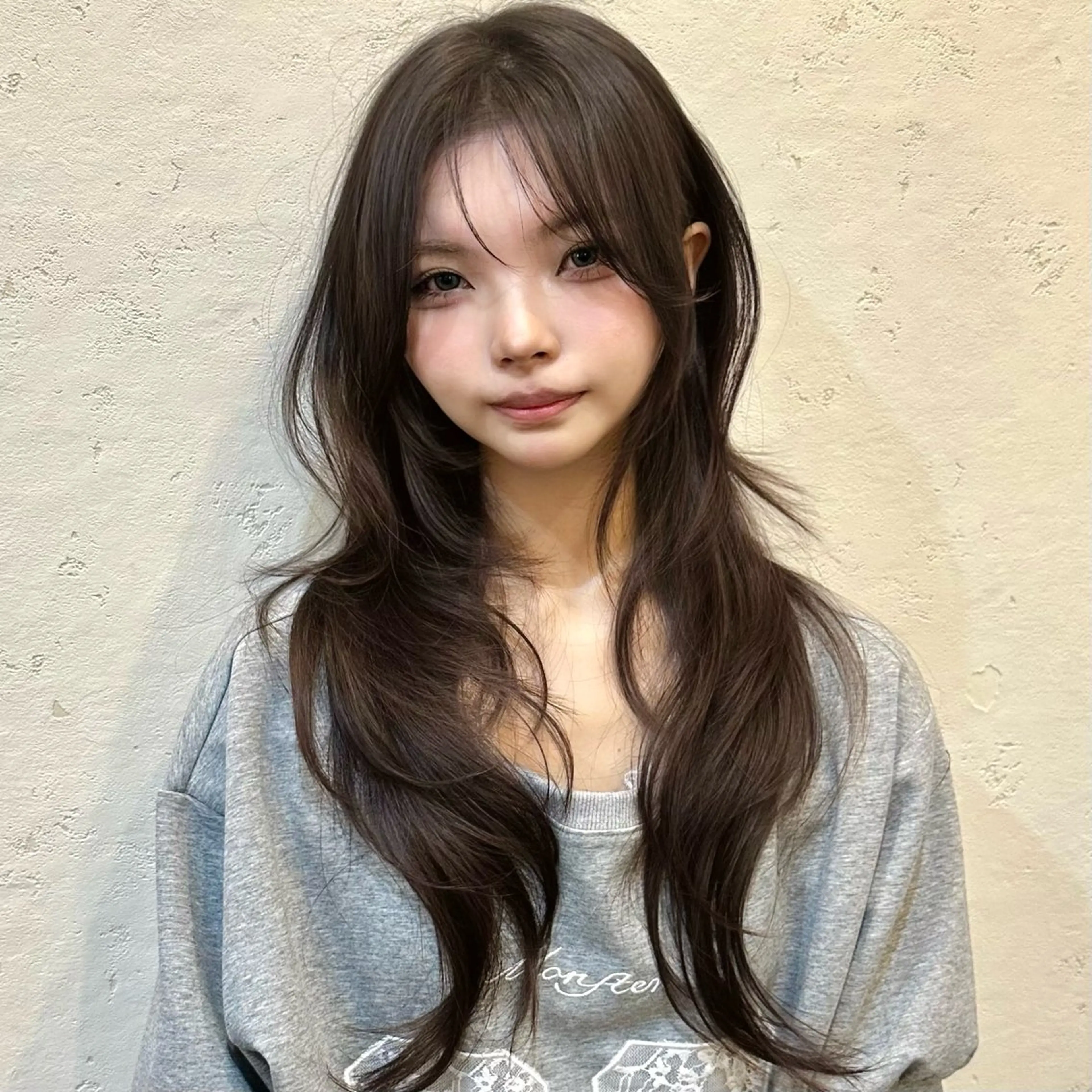 セミロング カット ヘアカラー トリートメント 🌹ハッシュカット、 レイヤー韓国ヘア🌹のヘアスタイル