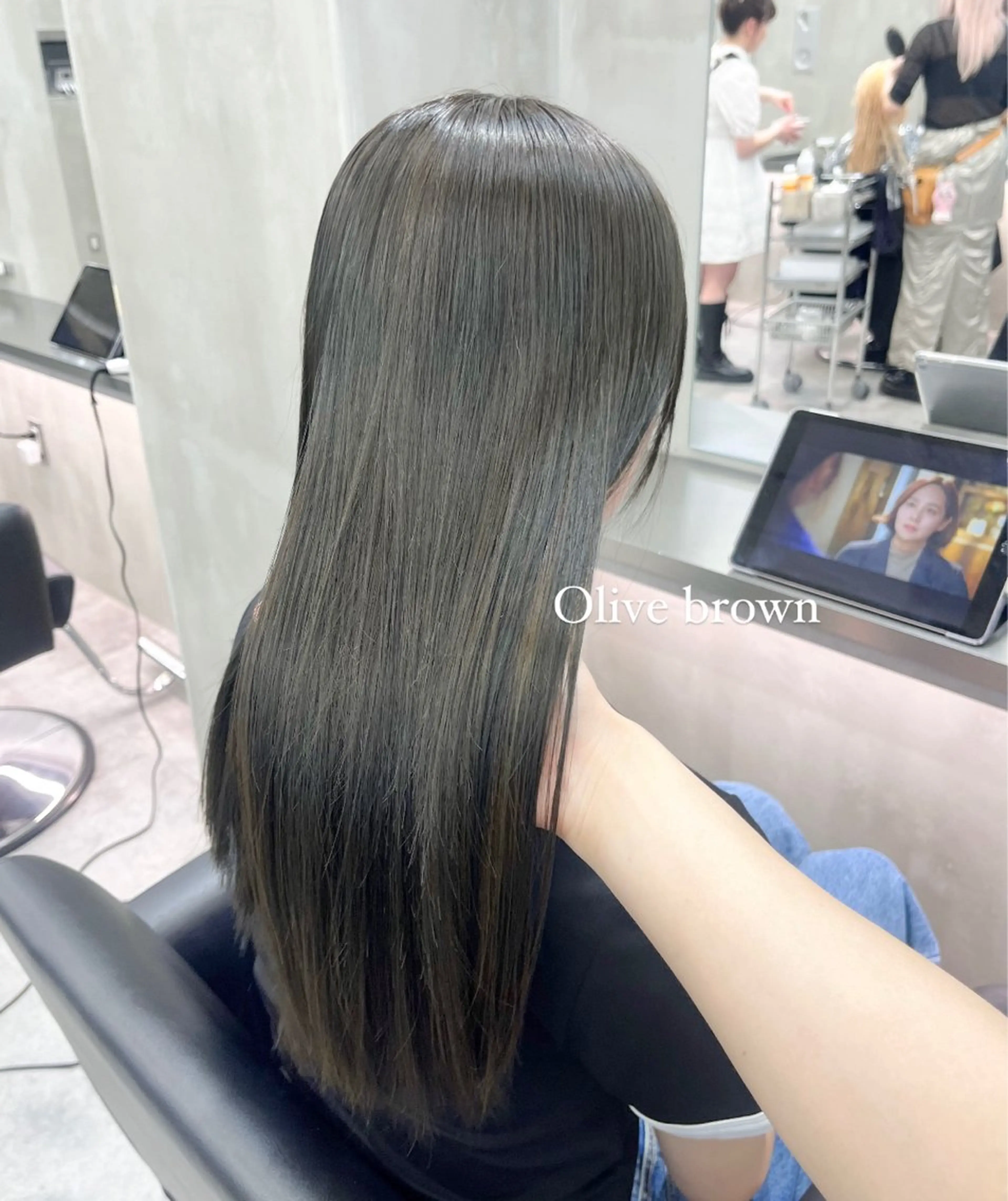 ロング カラー 透明感カラー ヘアカラー 縮毛矯正 ナツミ/透明感カラー /酸性縮毛矯正のヘアスタイル