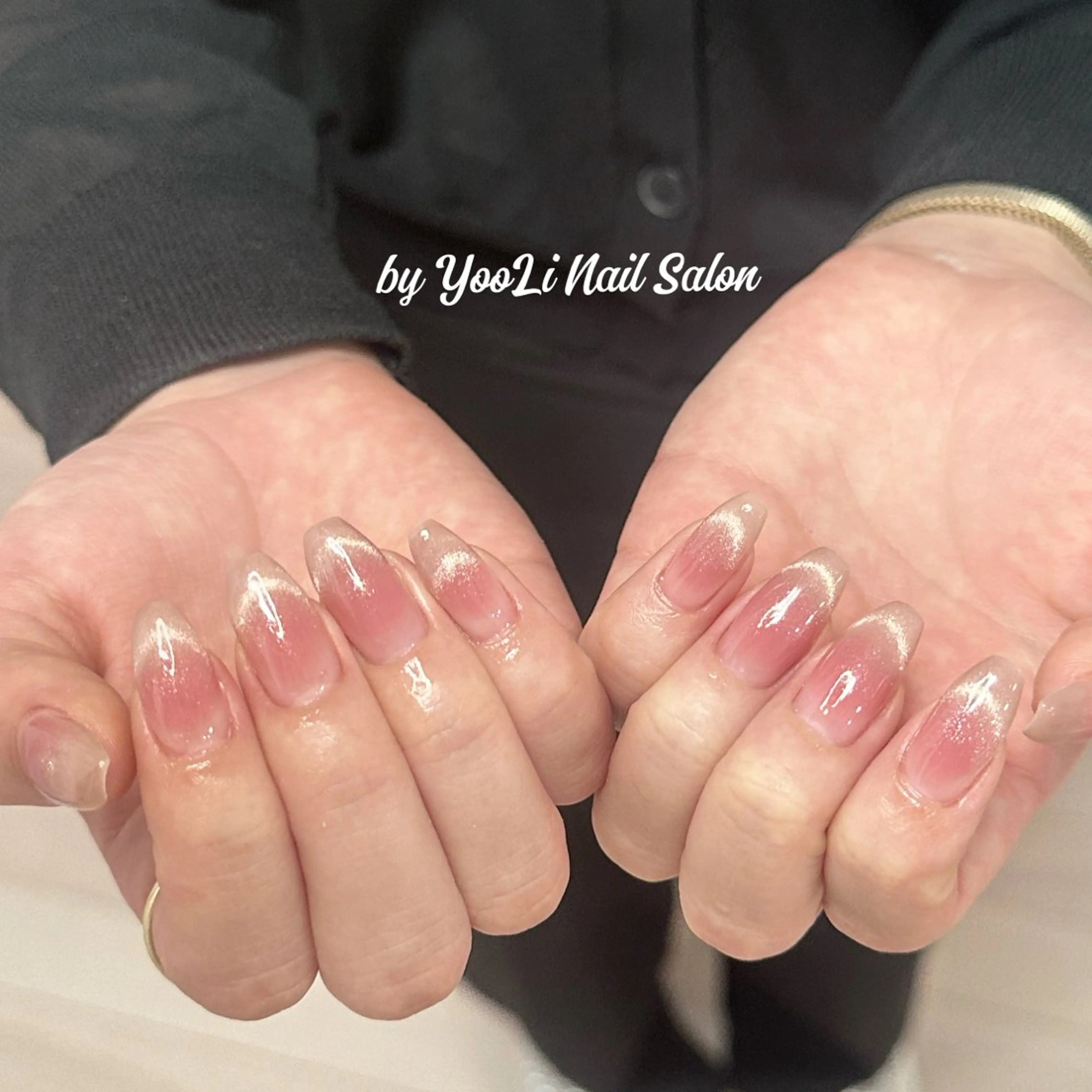 ネイル アートネイル オーロラネイル チークネイル フレンチネイル ガラスフレンチ 🎀YooLi Nail salonのネイルデザイン