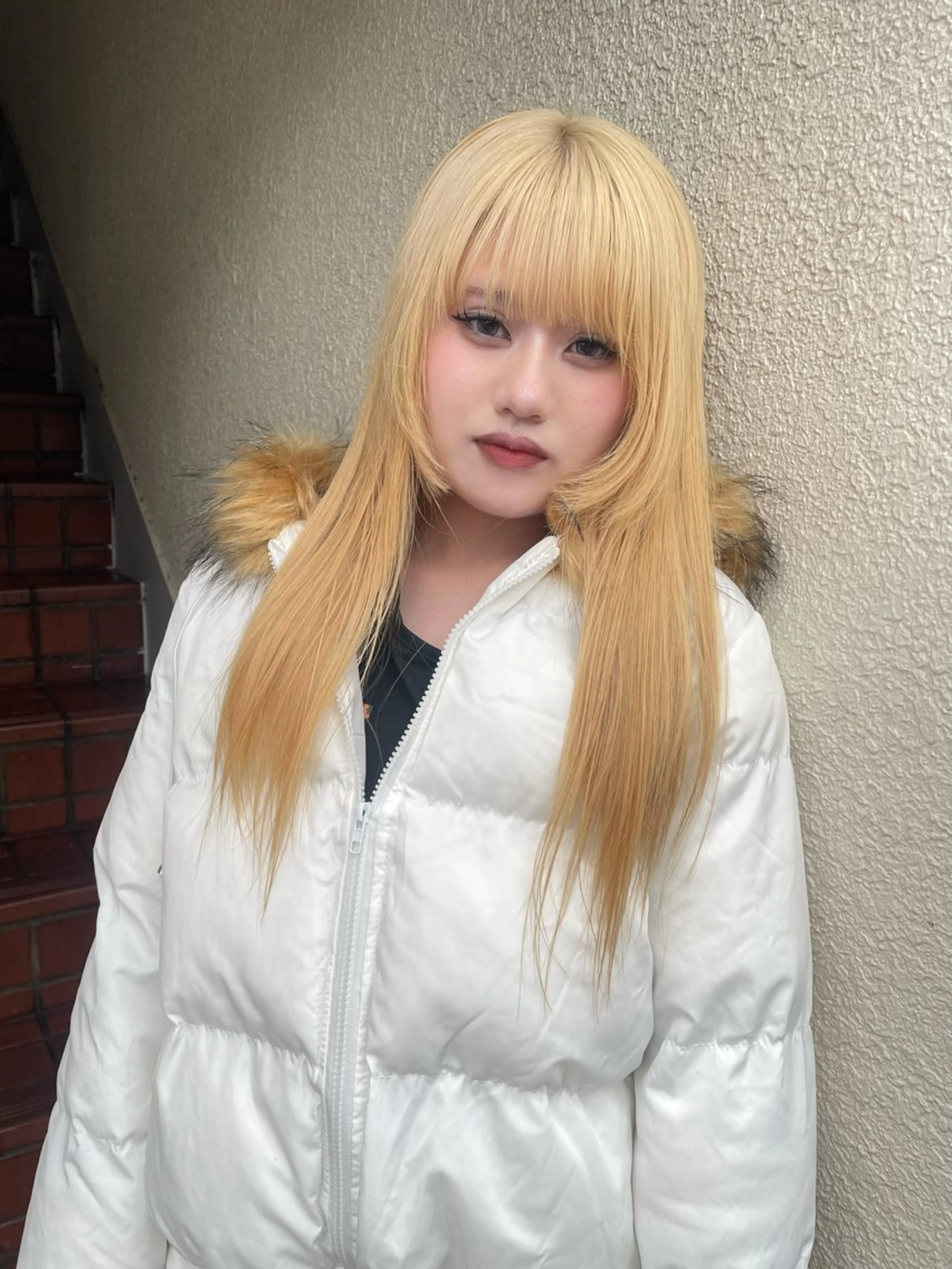 ロング カラー ヘアカラー カットモデル/ ハイトーン/ゆうあのヘアスタイル