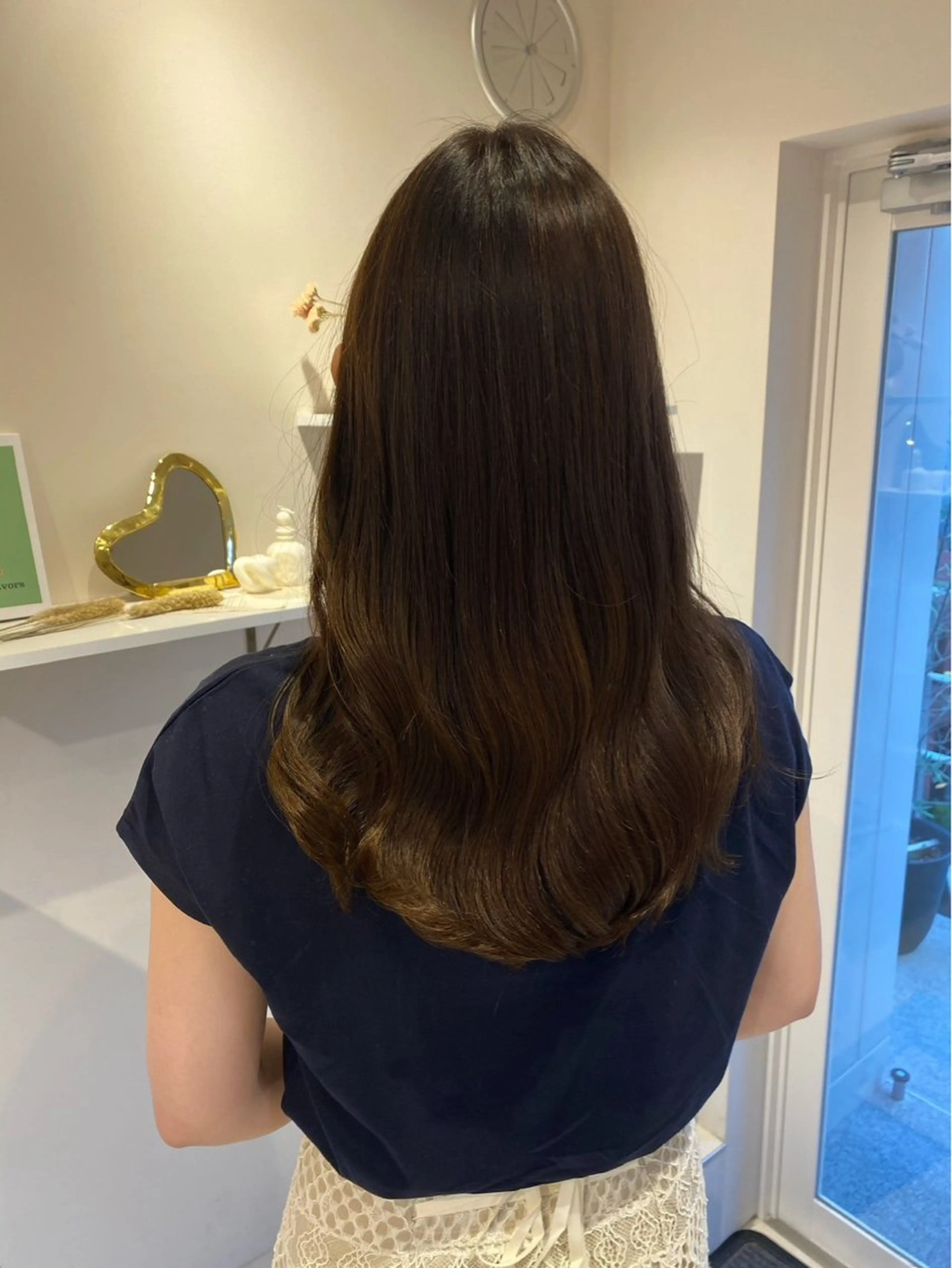 セミロング カラー ヘアカラー トリートメント roka ʜᴀʀᴜᴋᴀのヘアスタイル