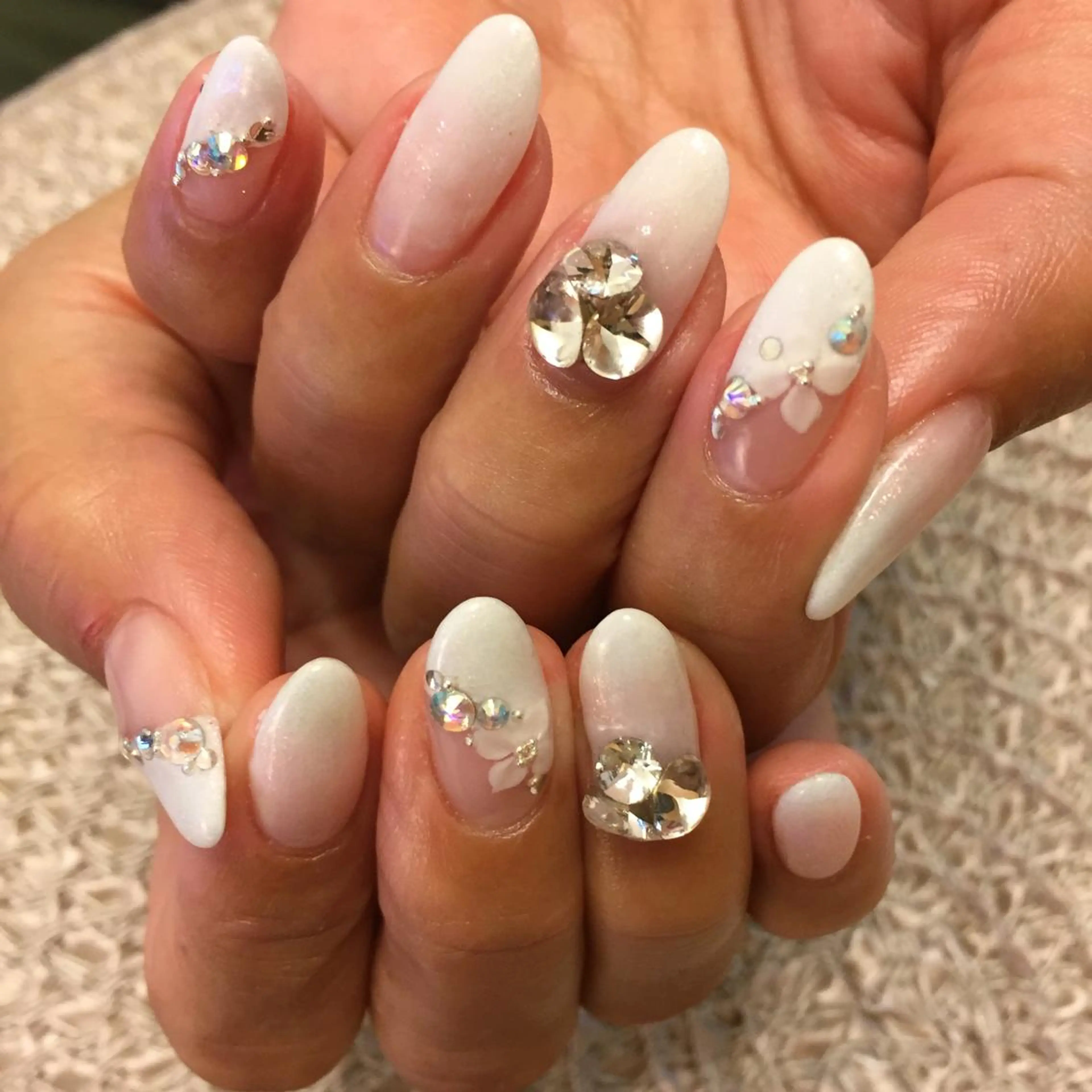 ネイル 🦋izmon nailstudioのネイルデザイン