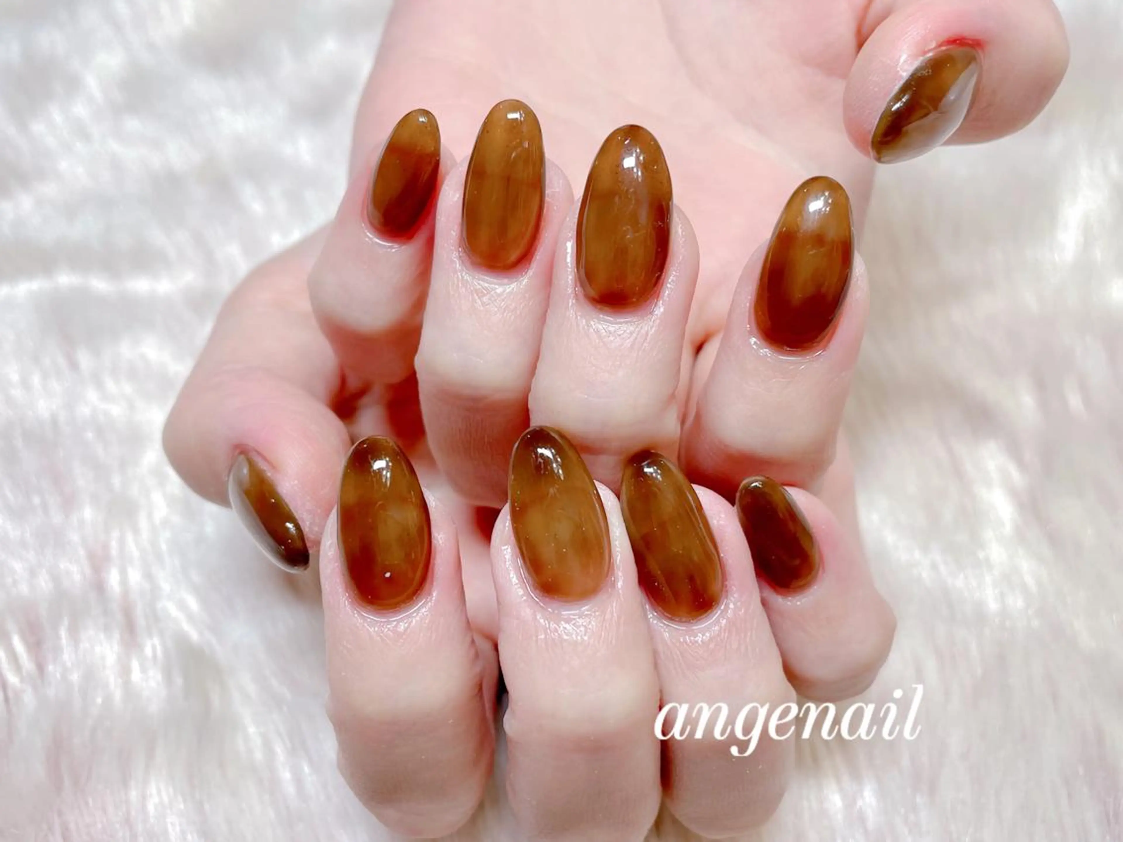 ネイル ハンドネイル オーナーネイリスト MAKIのネイルデザイン