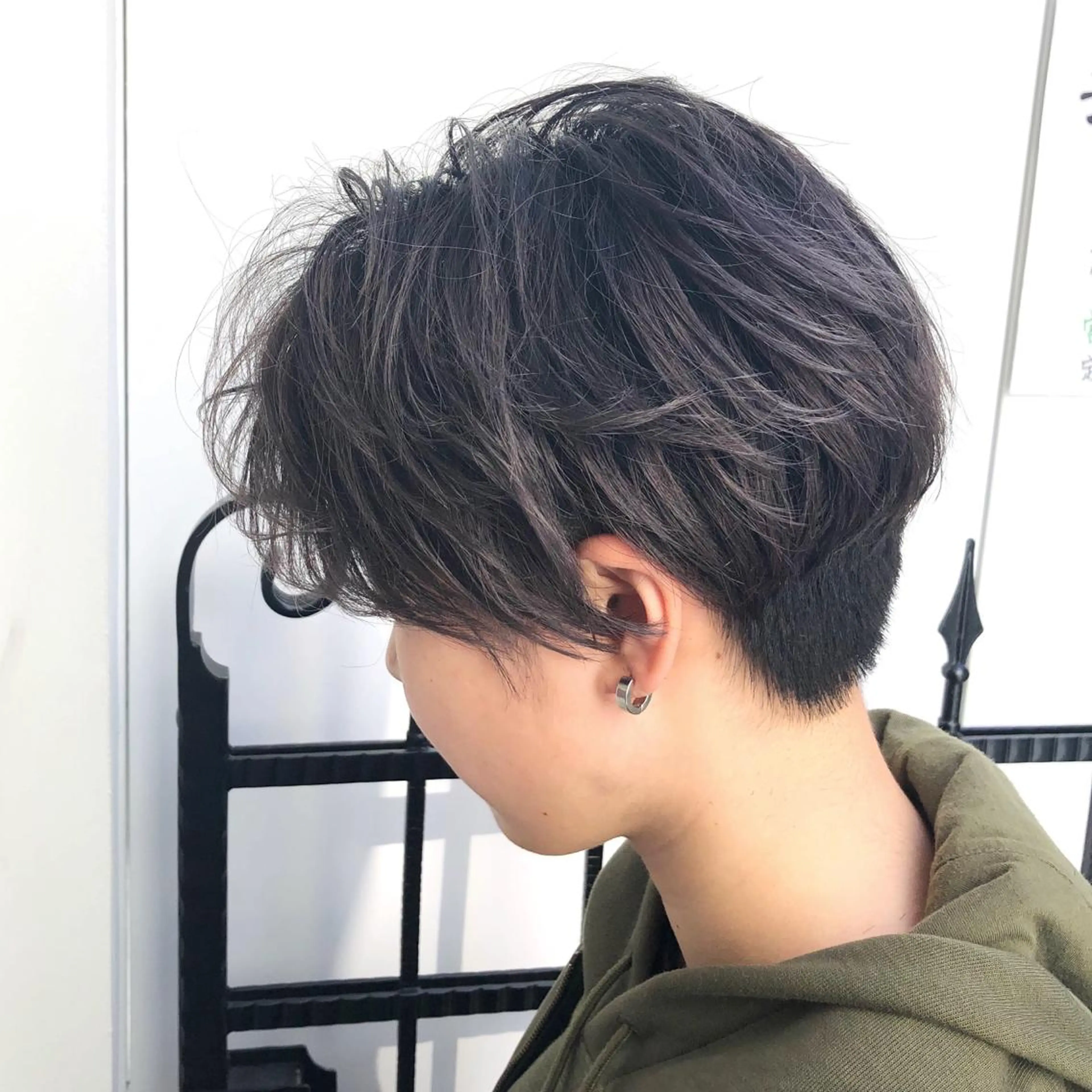 ショート カラー パーマ ヘアアレンジ バイオレットカラー ショートヘア 【白髪ぼかし 専門GBG】自由が丘のヘアスタイル