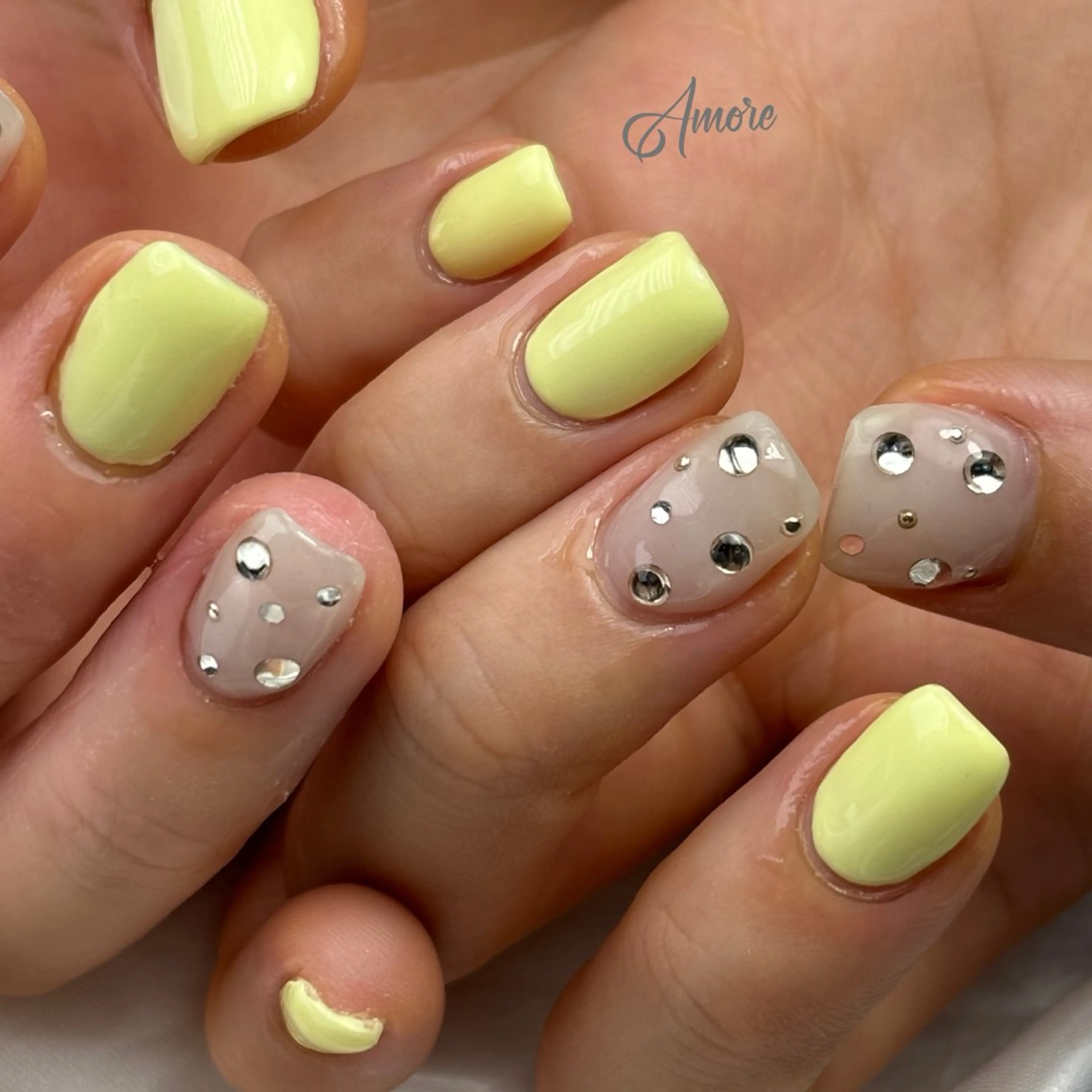 ネイル ジェルネイル キラキラネイル 韓国ネイル マグネットネイル パラジェル You kyehwaのネイルデザイン