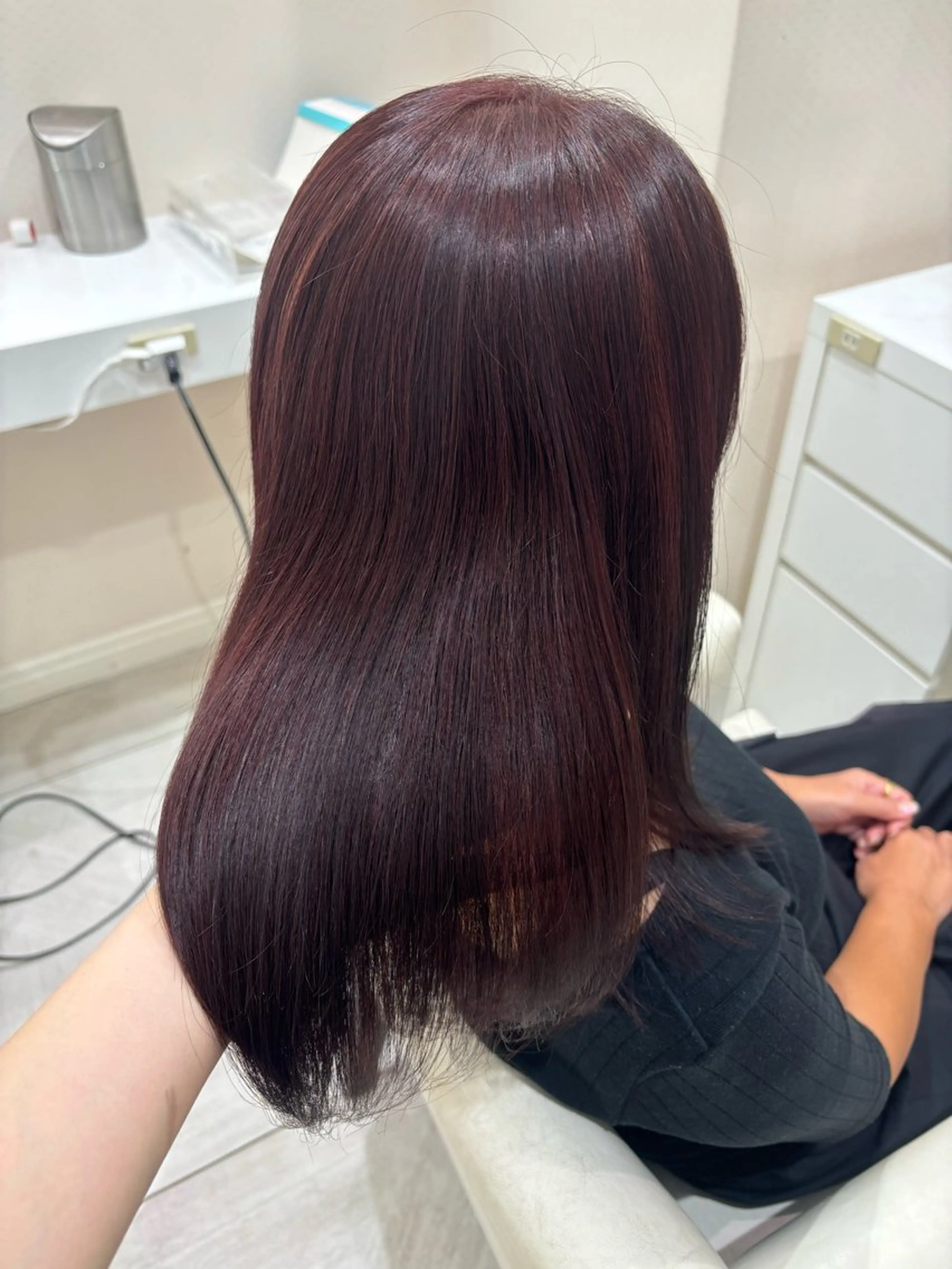 カラー ハイライトカラー インナーカラー ピンクカラー バイオレットカラー 縮毛矯正 間島 叶のヘアスタイル