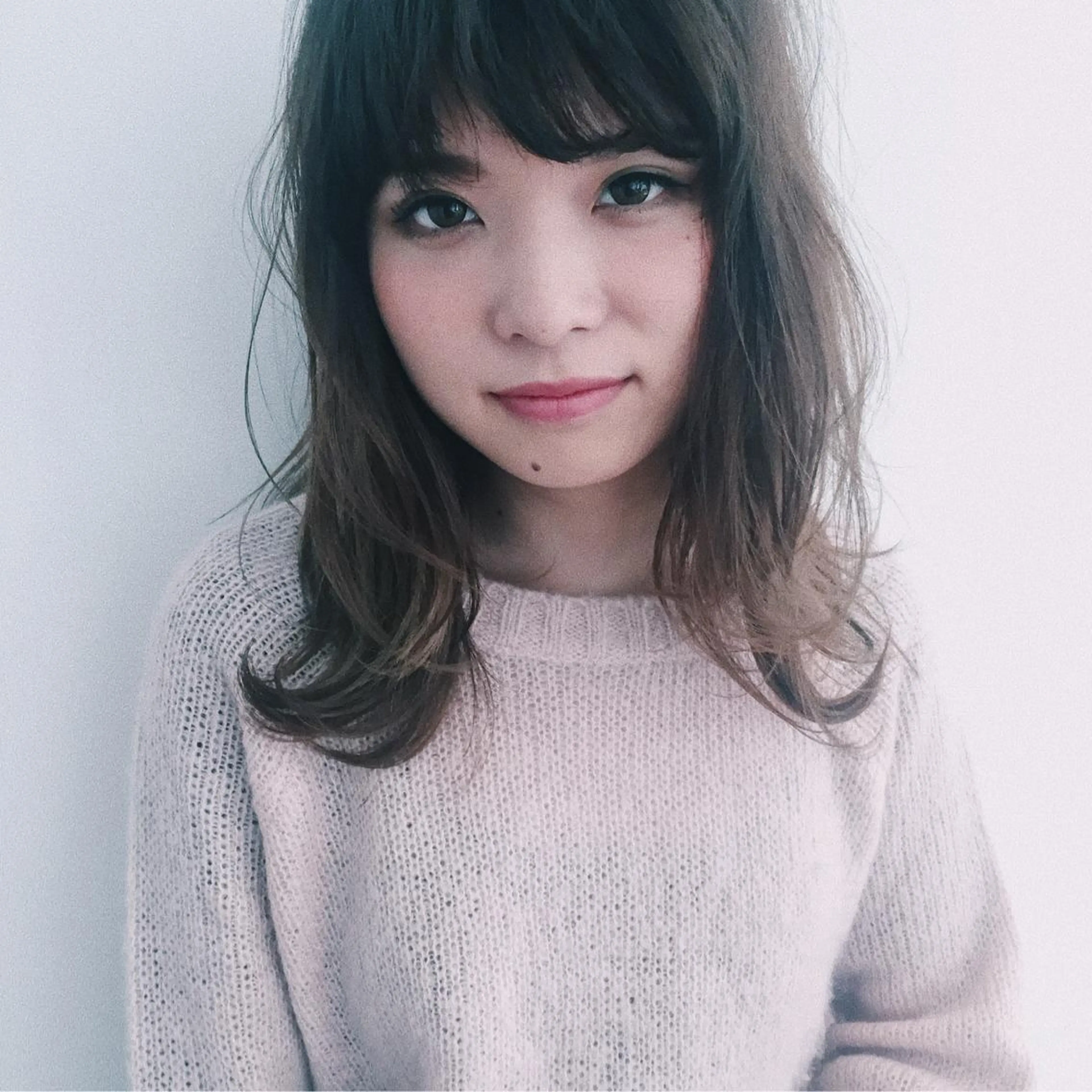 ミディアム 佐藤 旭のヘアスタイル