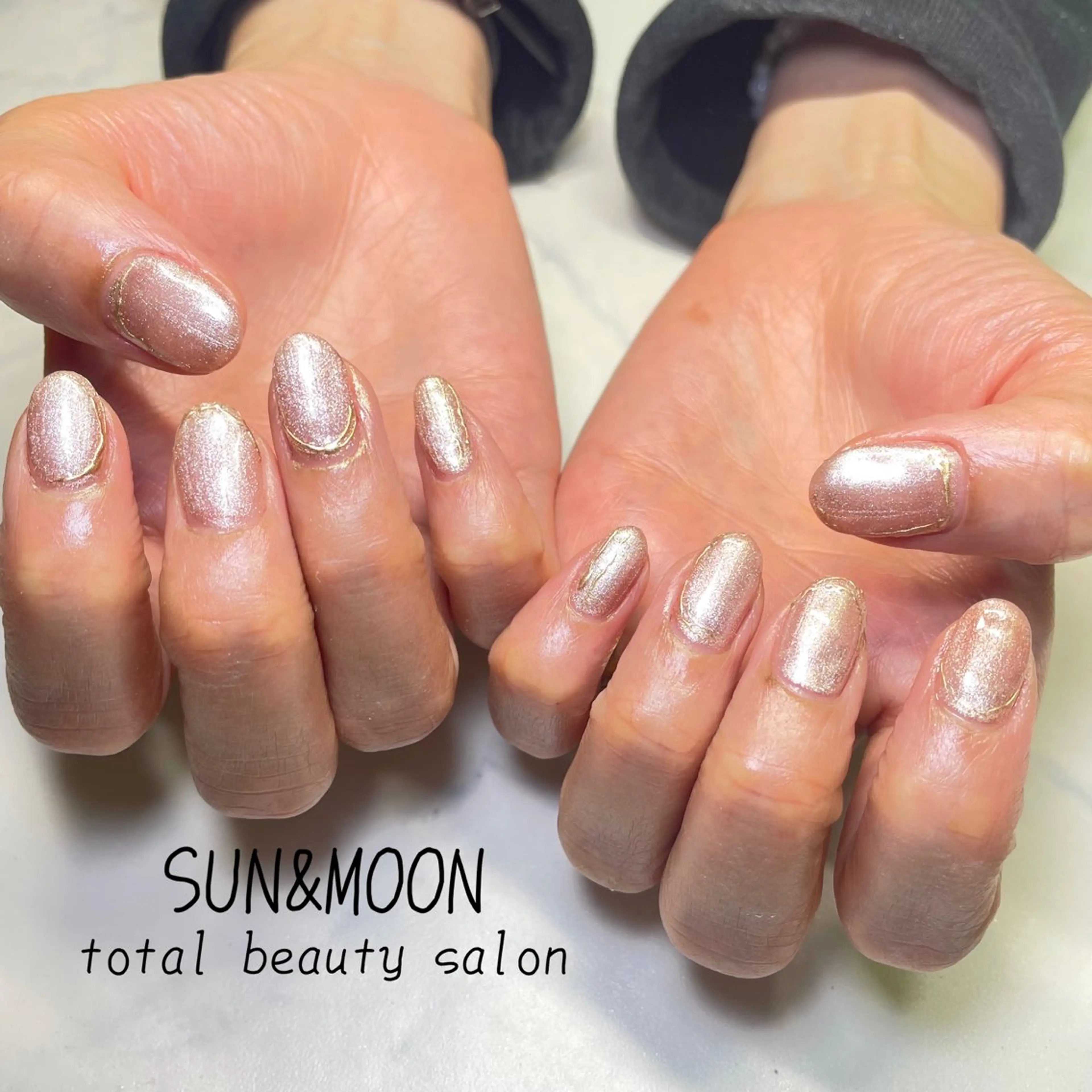 ネイル ハンドネイル ハンドケア SUN&MOON REOのネイルデザイン