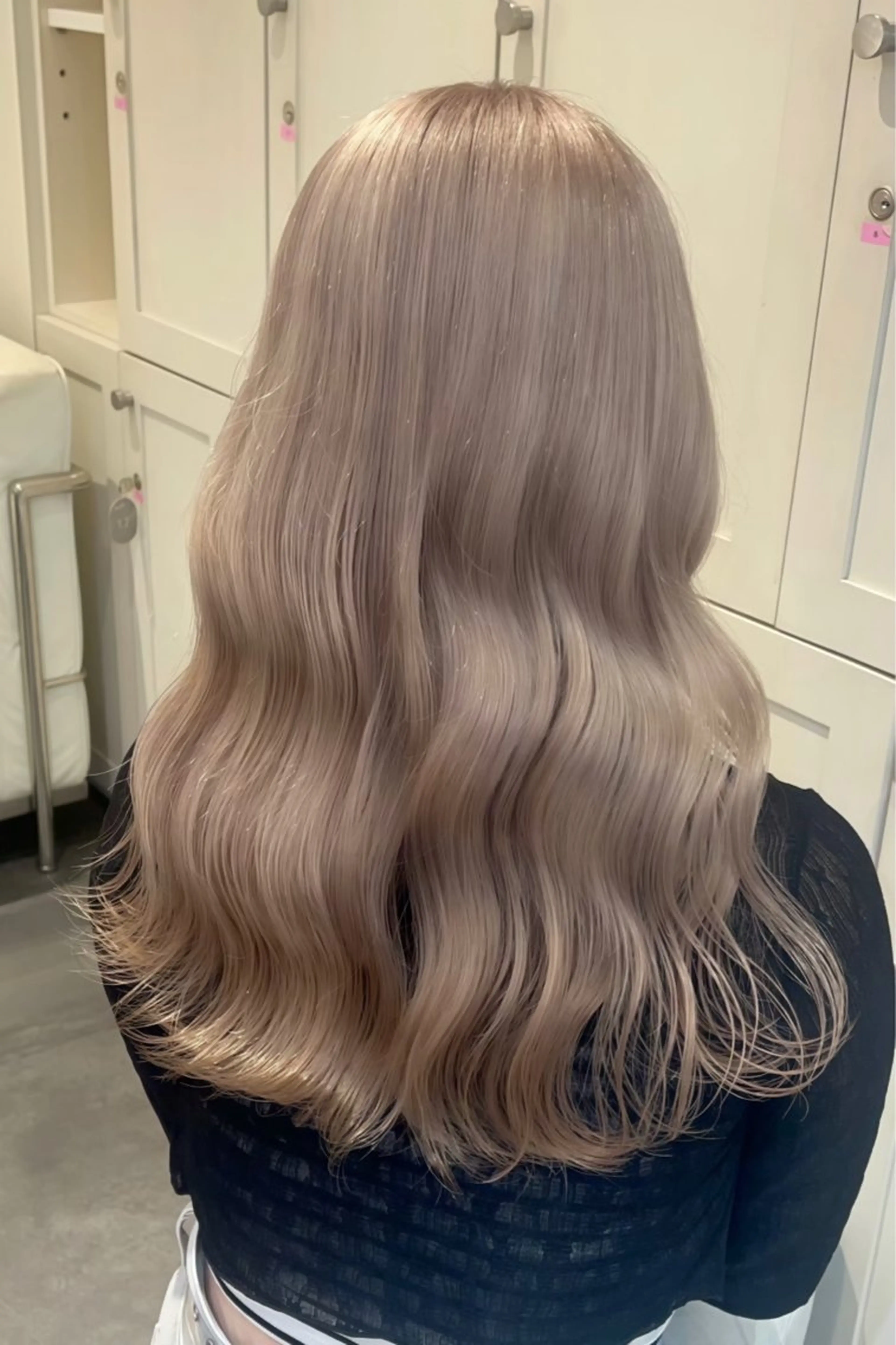 ロング ヘアカラー トリートメント コスギ ユカナのヘアスタイル
