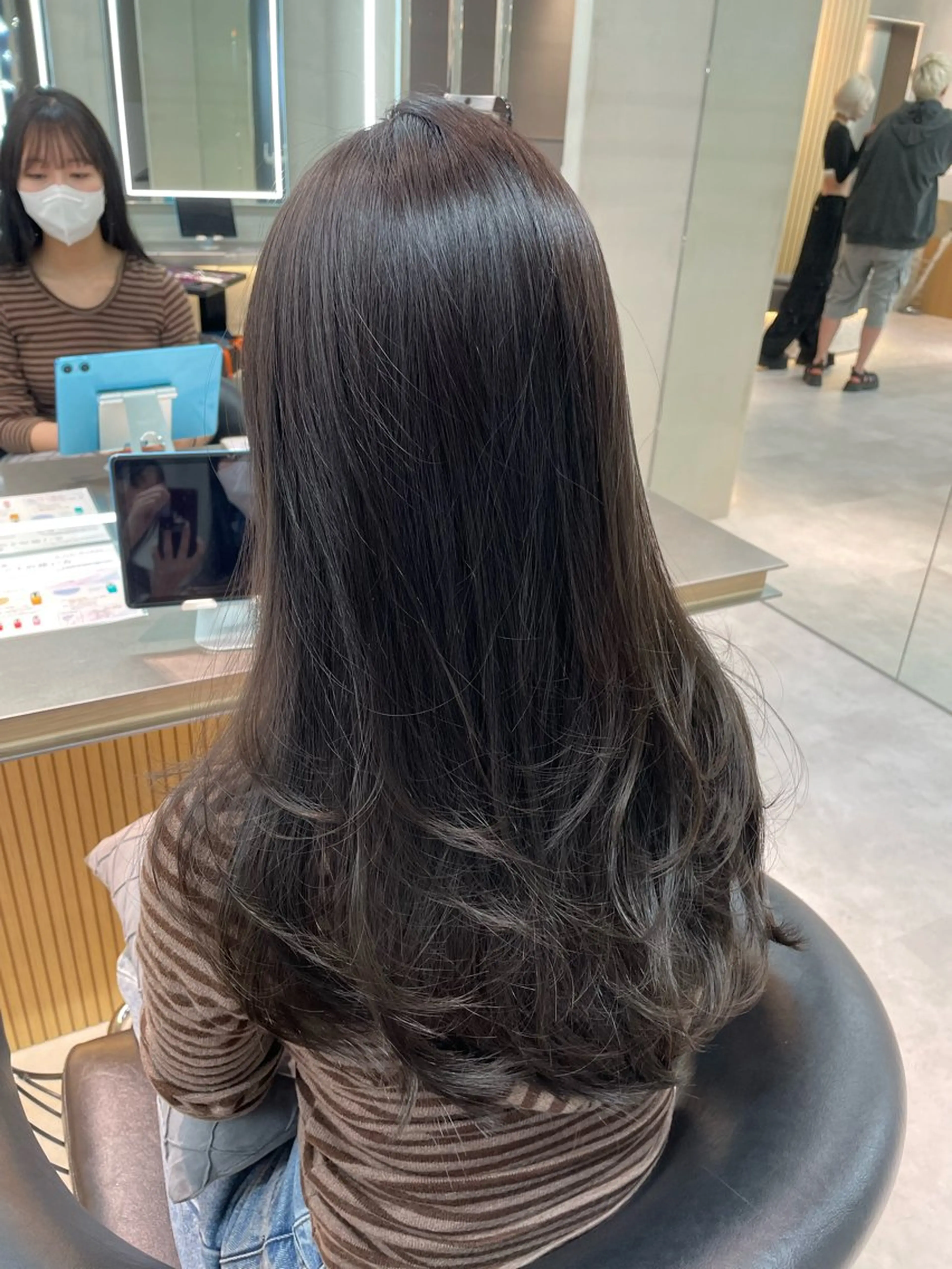 セミロング カラー はるか/ヘアアレンジ カチモリ・ゆるふわのヘアスタイル