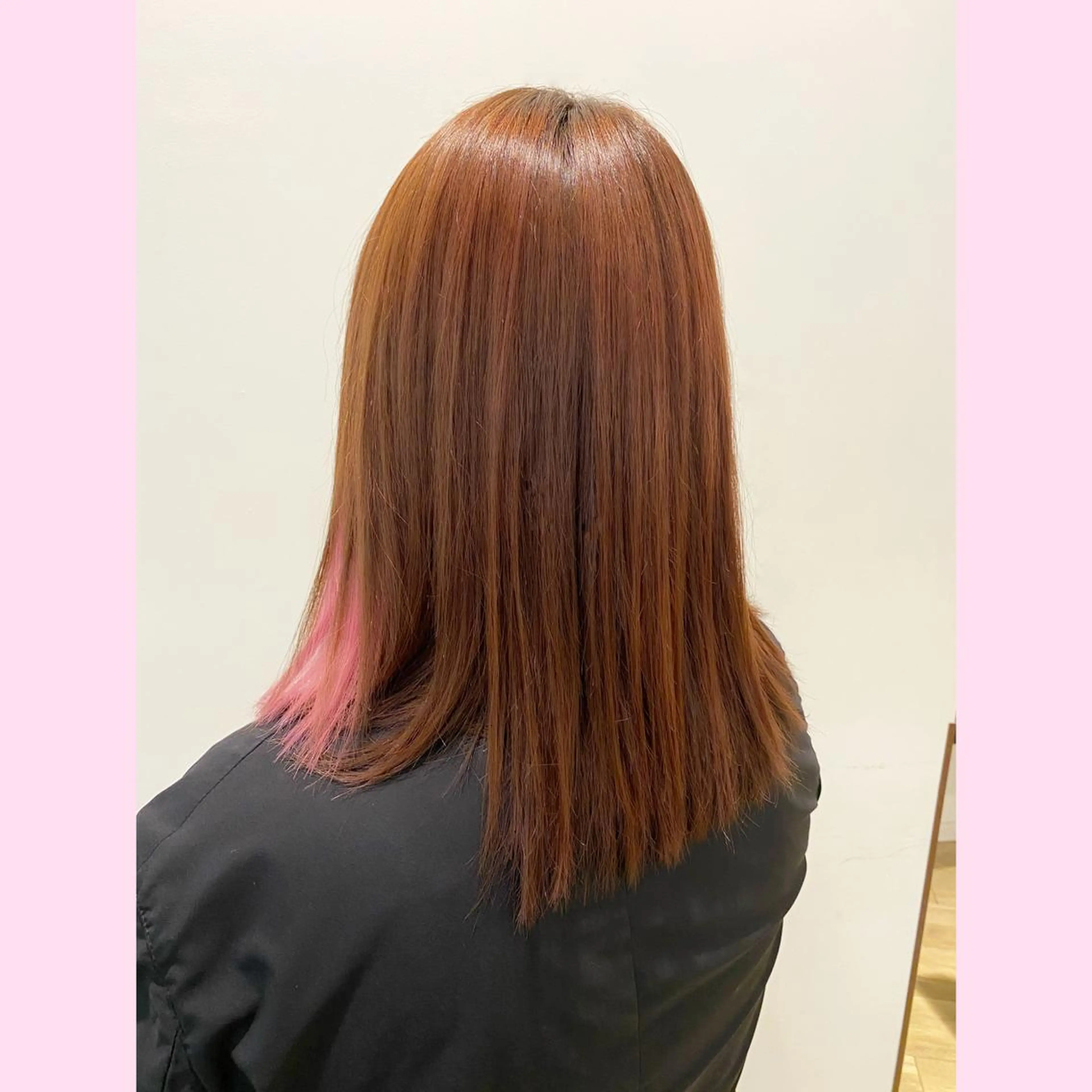 セミロング 小宮 真理奈のヘアスタイル