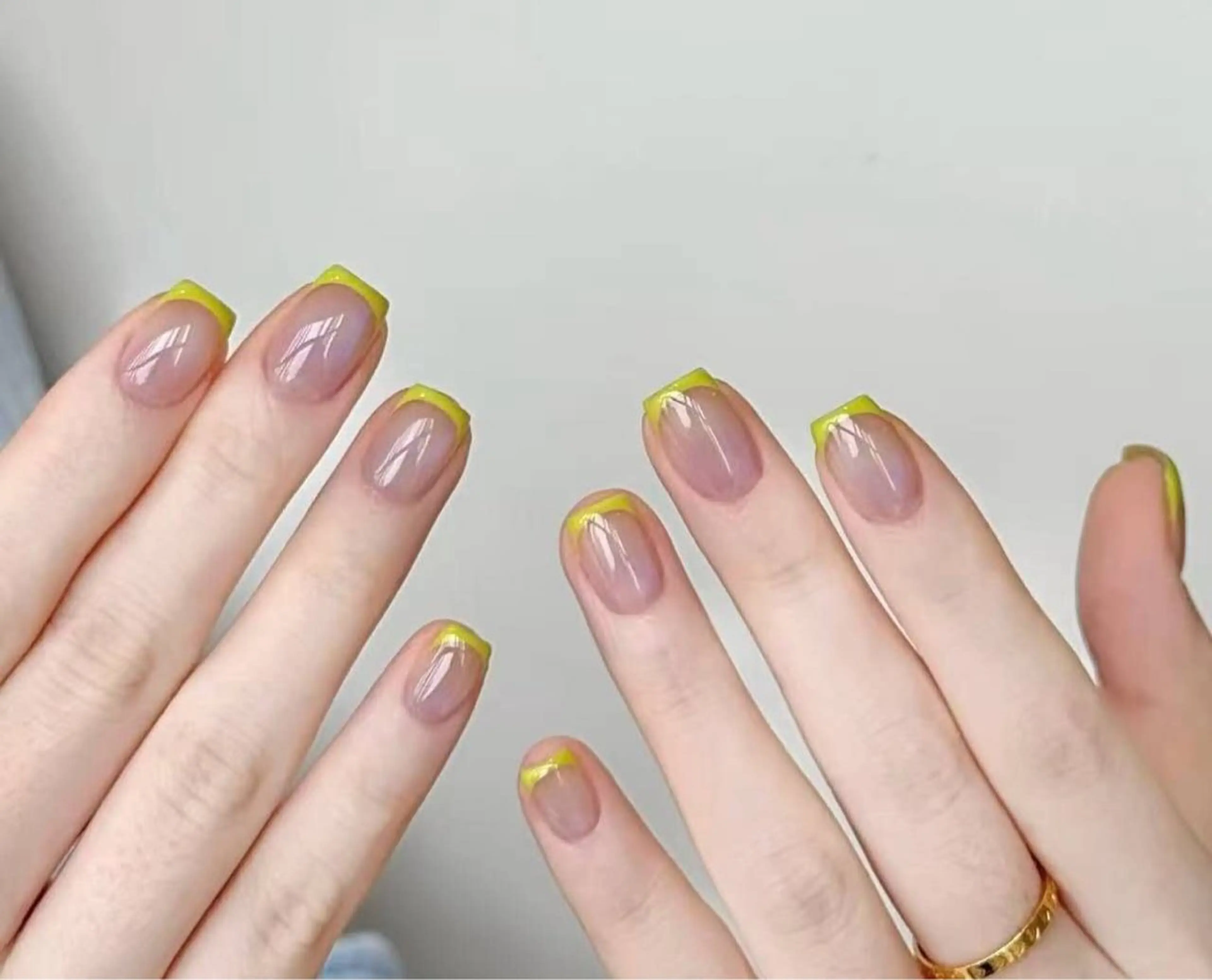 ネイル オーロラネイル フラワーネイル フットネイル フレンチネイル ジェルネイル ハンドネイル 相沢 さやかのネイルデザイン