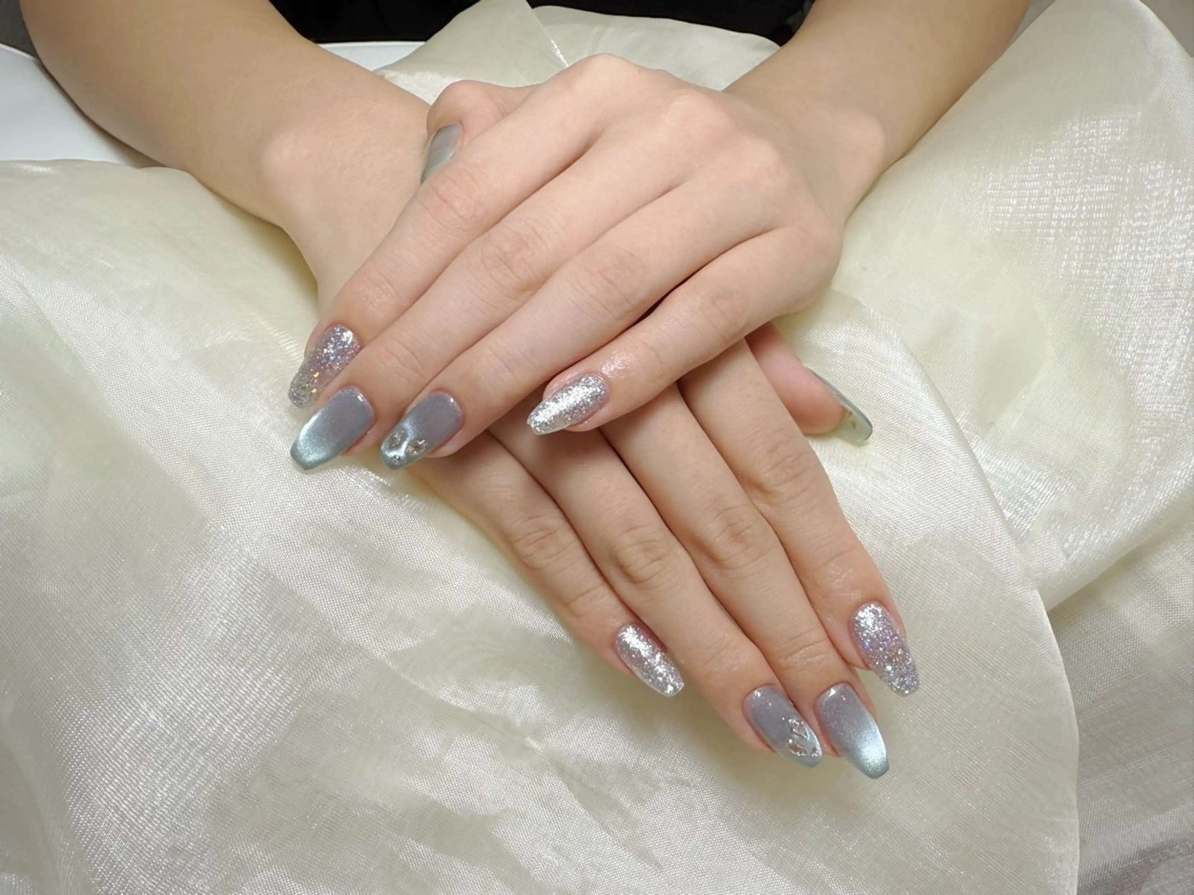 ネイル ハンドネイル ヨウ キョウセンのネイルデザイン