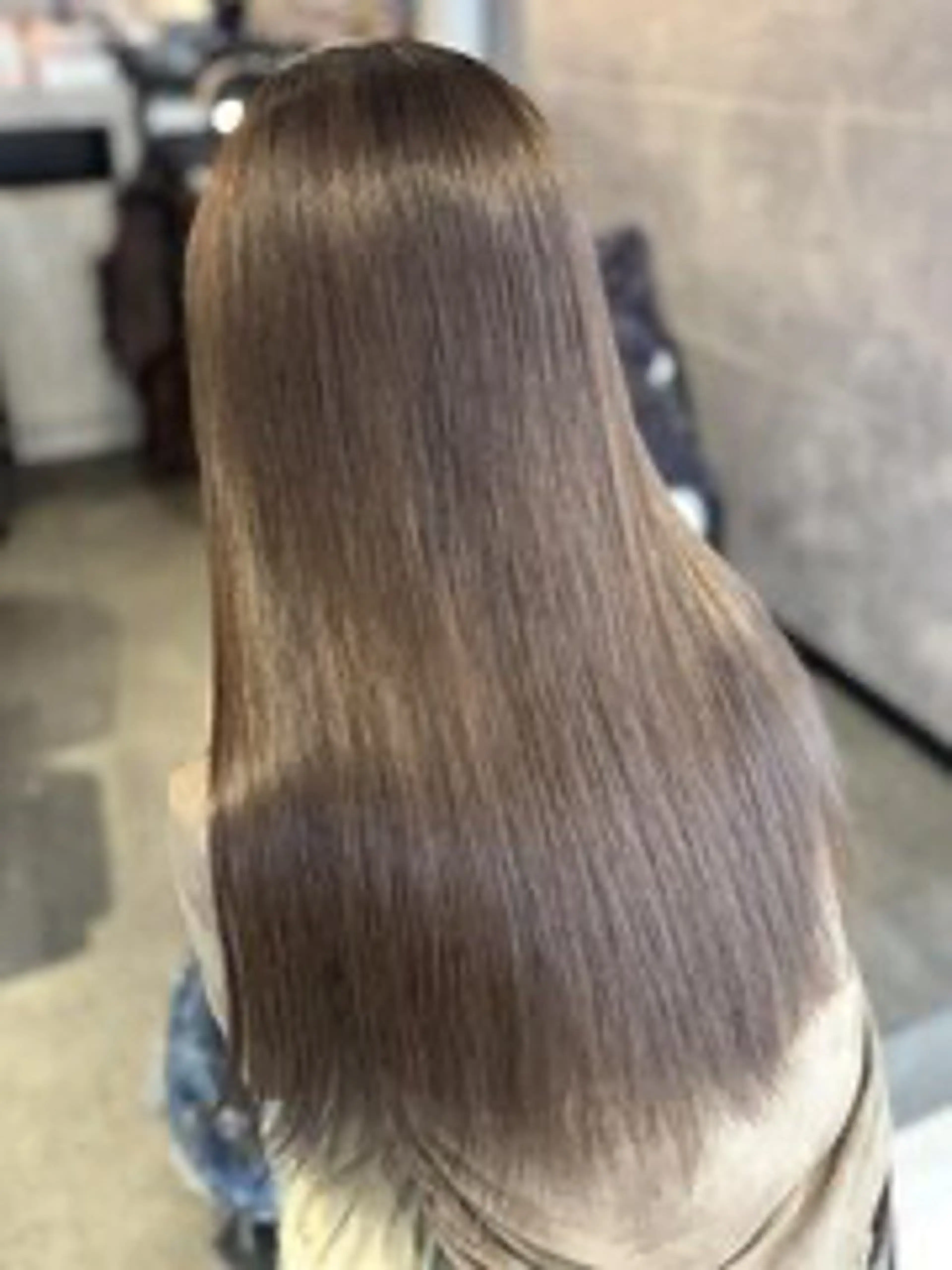 ロング カラー elu あやね 🤍🫧カラーモデルのヘアスタイル