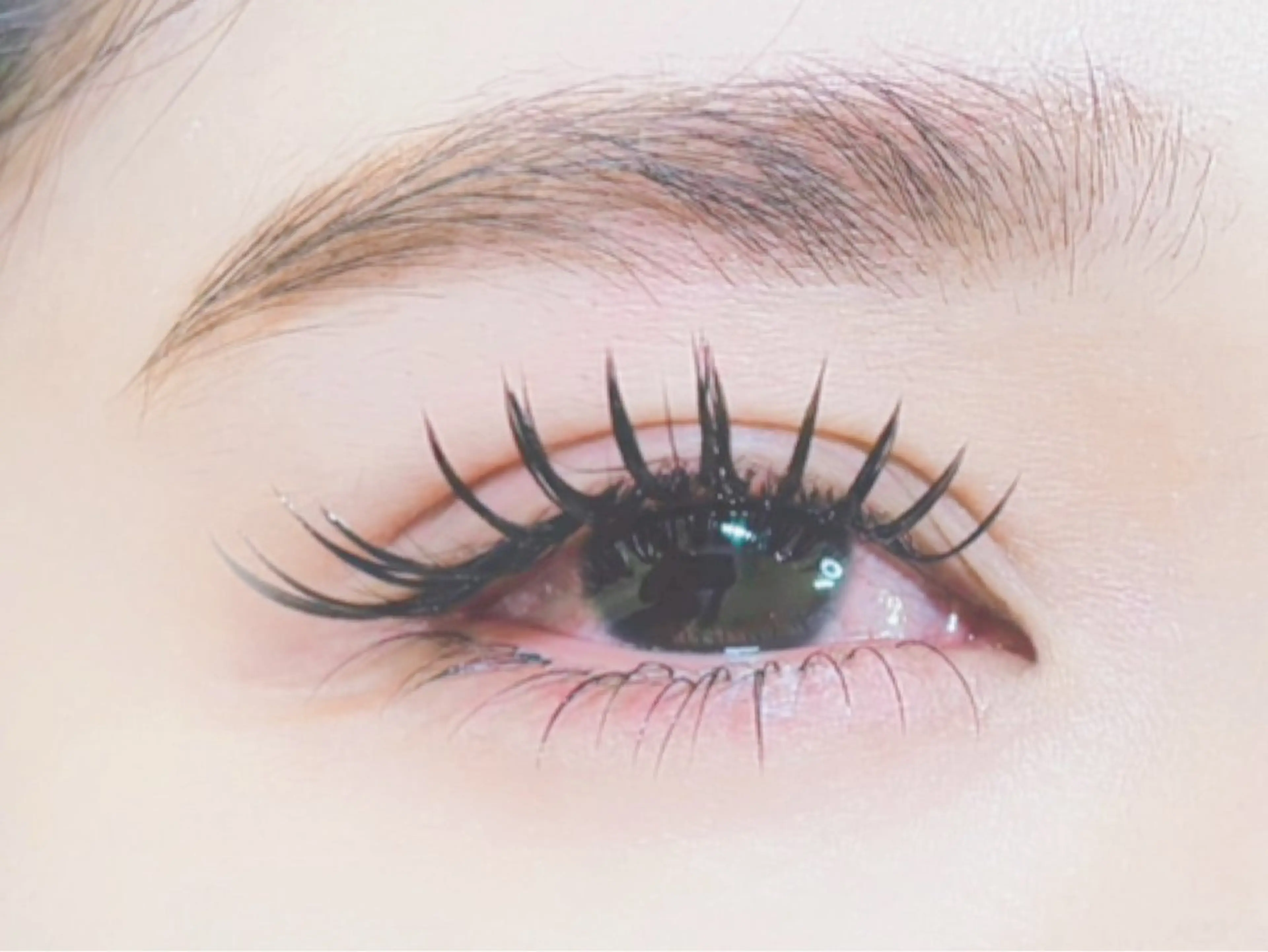 マツエク・マツパ 付け放題 バインドロック 束感まつ毛 フラットラッシュ パリジェンヌラッシュリフト マツエク オーロラ所属・AURORA RINAのマツエク・マツパデザイン