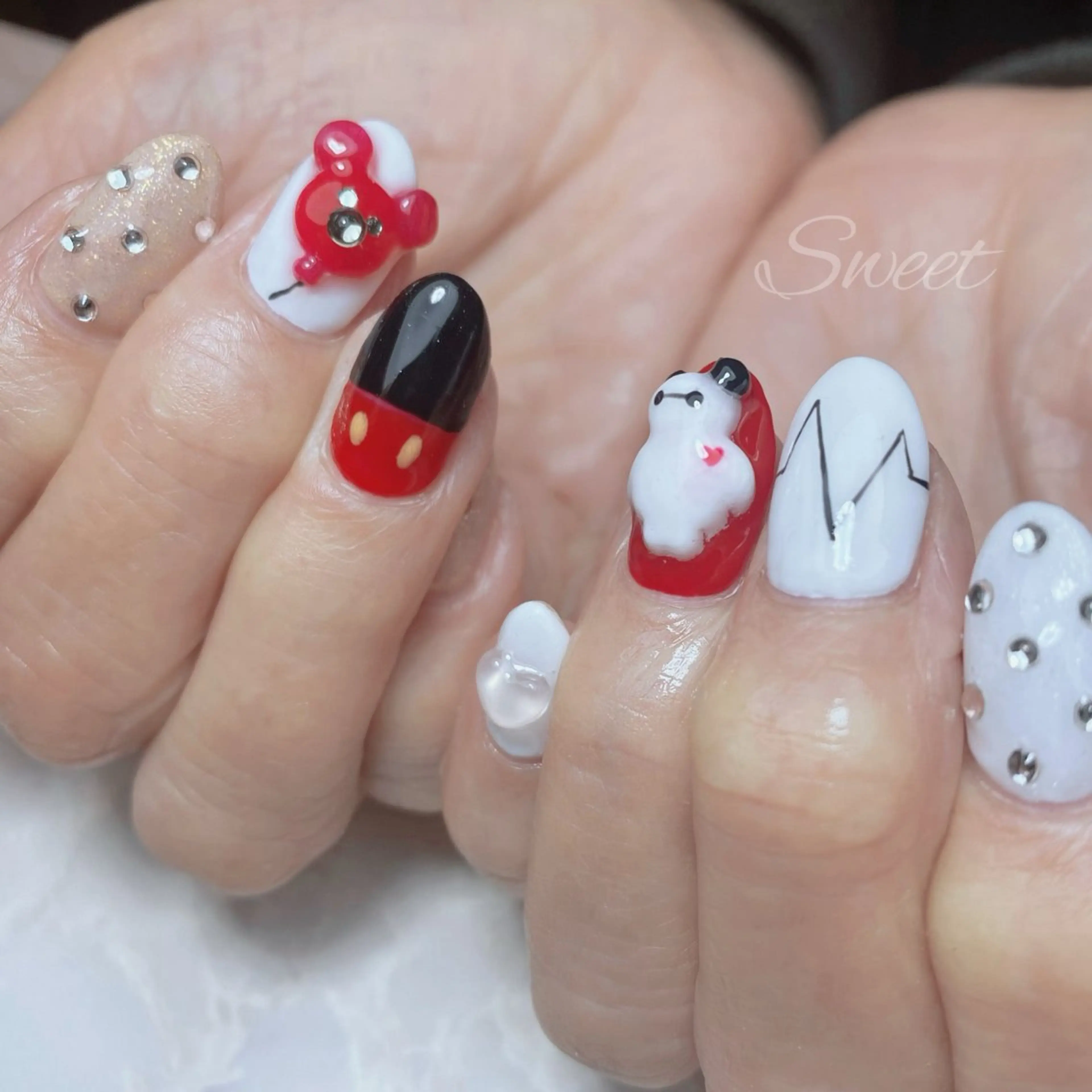 ネイル sweet 仲野陽子のネイルデザイン