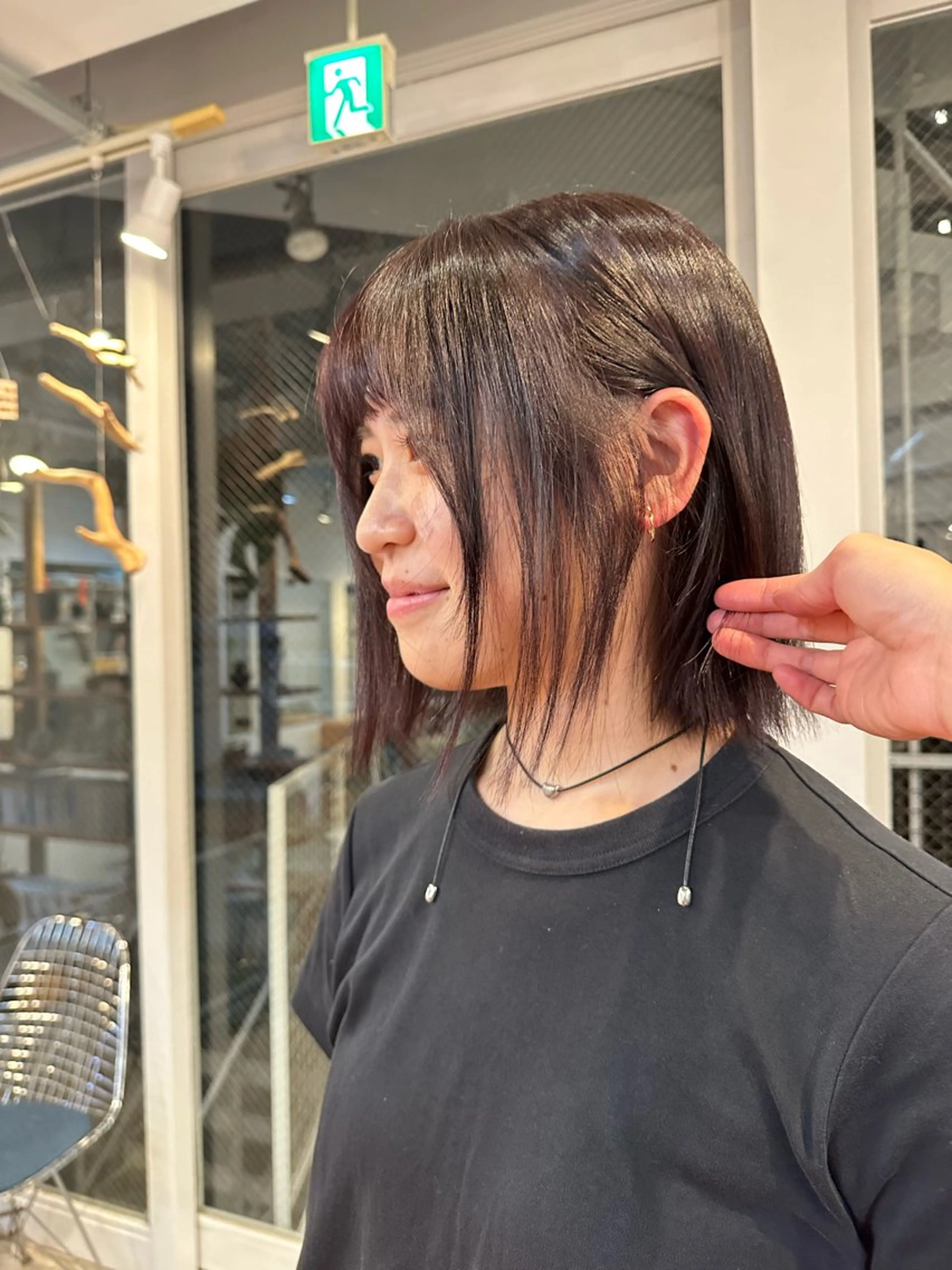 ミディアム カラー ボルドーカラー ブラウンカラー コミヤ ミズホのヘアスタイル
