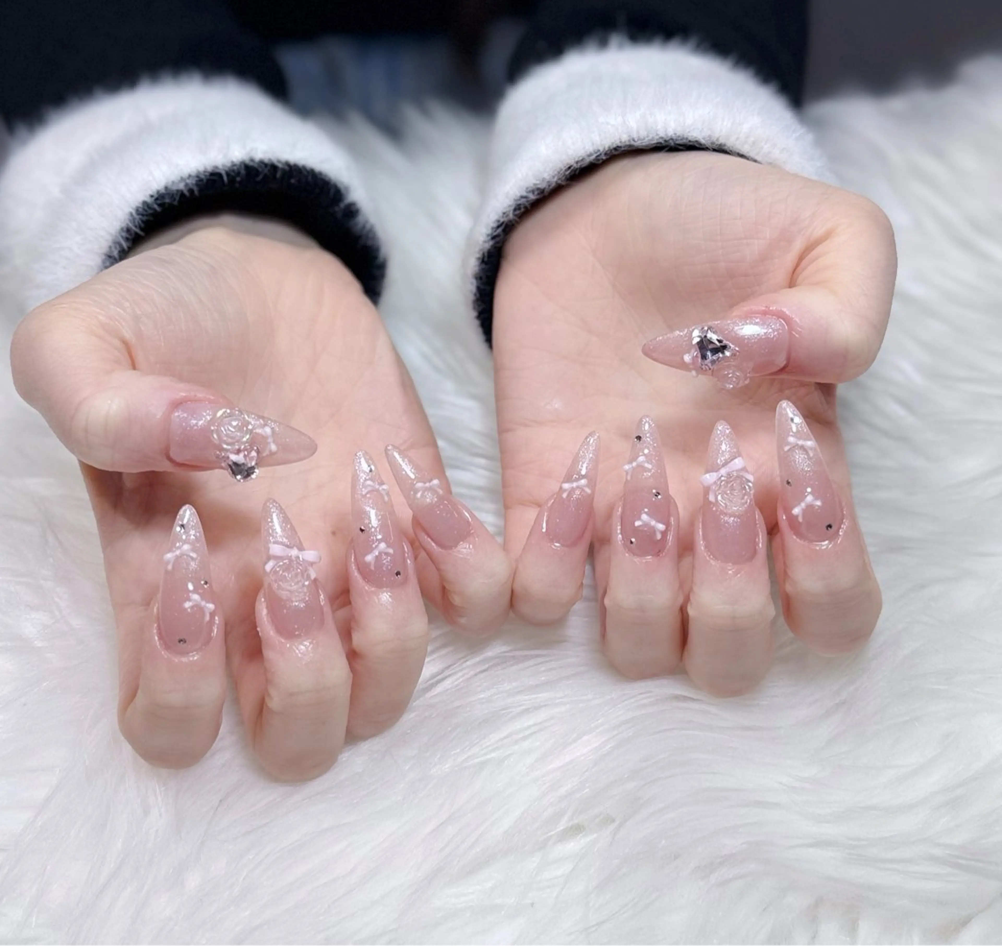 ネイル アートネイル オーロラネイル ジェルネイル 韓国ネイル ロングネイル ハンドネイル Nichi Nailsのネイルデザイン