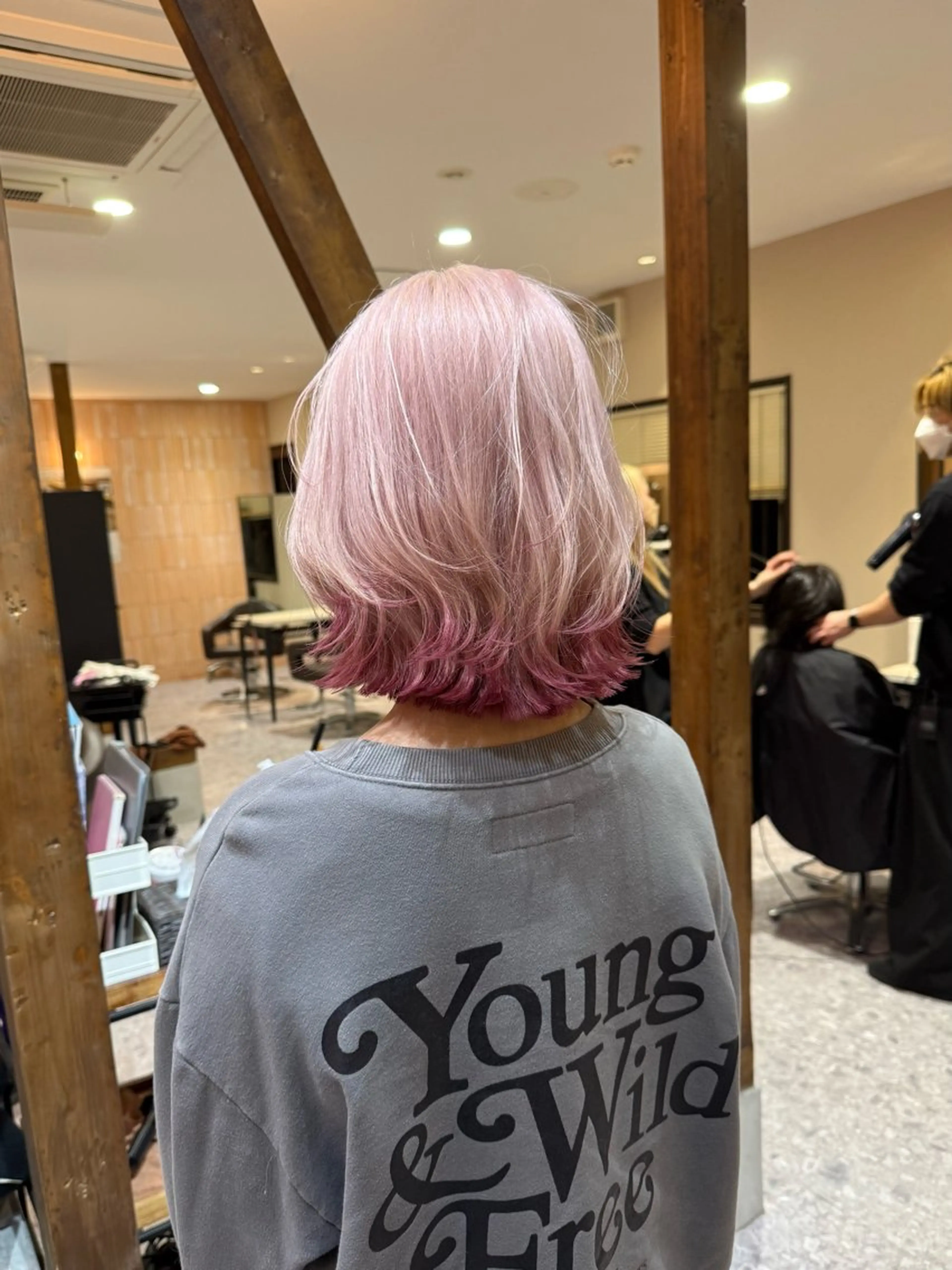 ミディアム カラー 和歌山1カラーが 上手い🎨神保克行のヘアスタイル