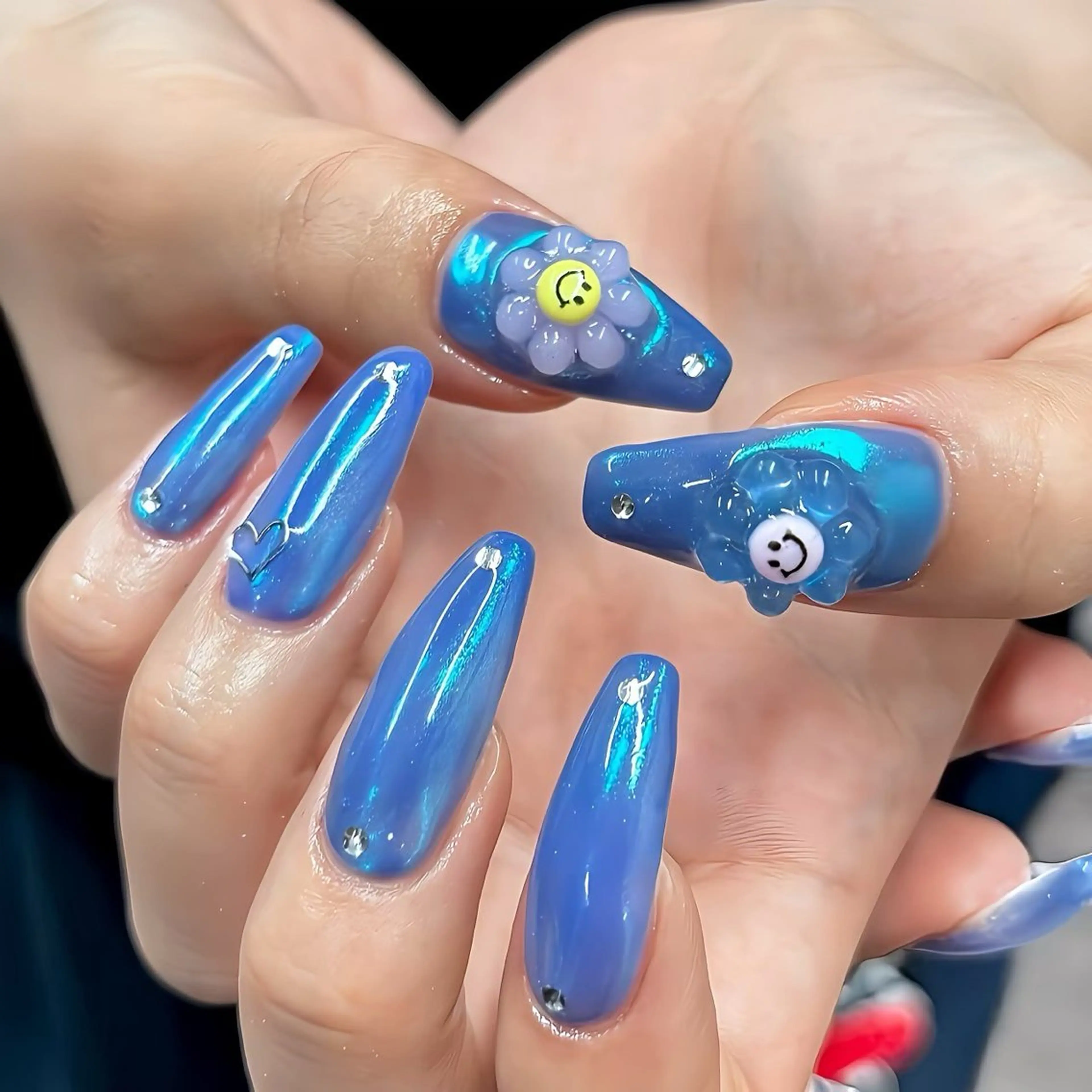 ネイル ジュエル.《ネイル》 モデル募集中のネイルデザイン