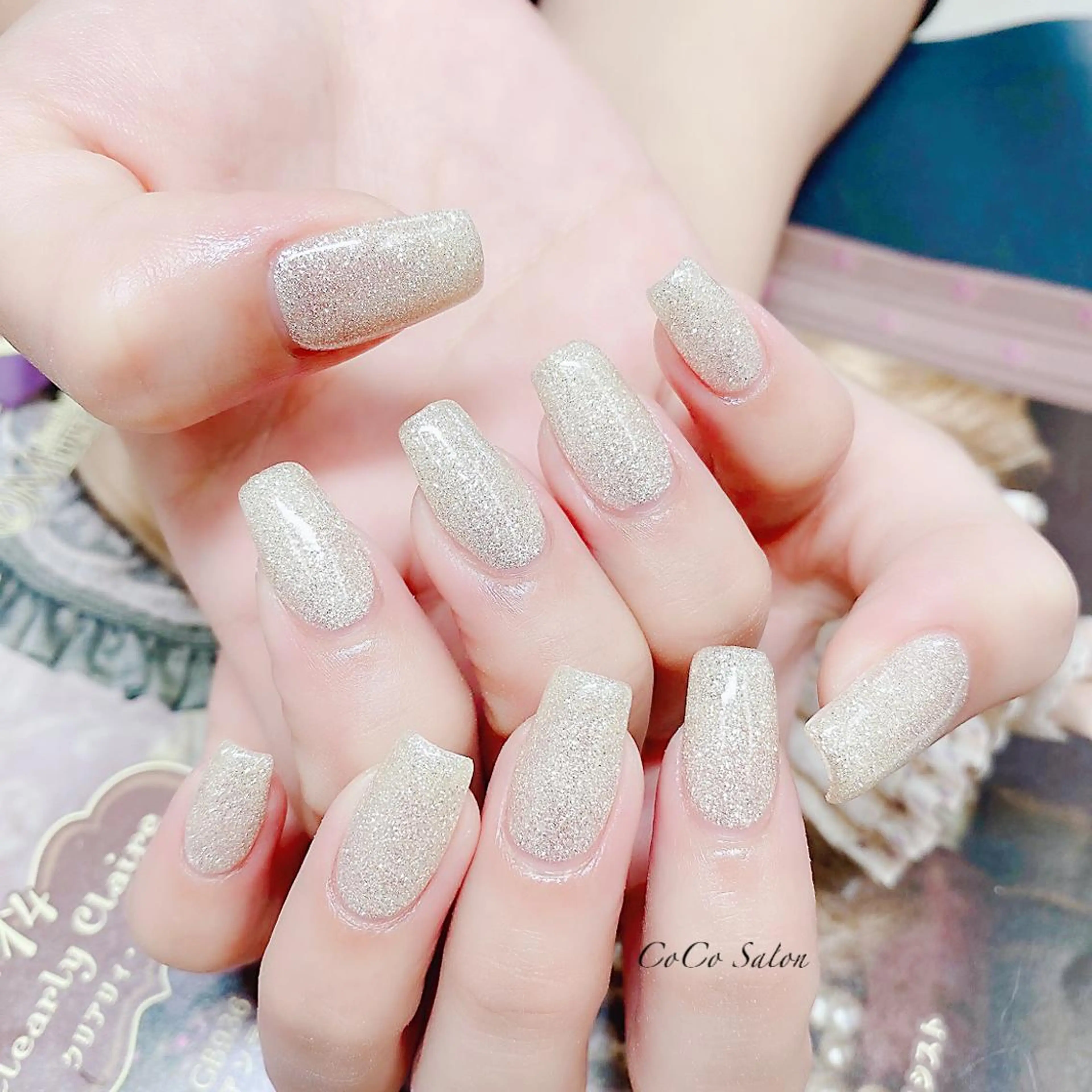 ネイル 長さ出し ジェルネイル キラキラネイル 韓国ネイル オフィスネイル ハンドネイル CoCoSalon ネイル/まつ毛予約のネイルデザイン