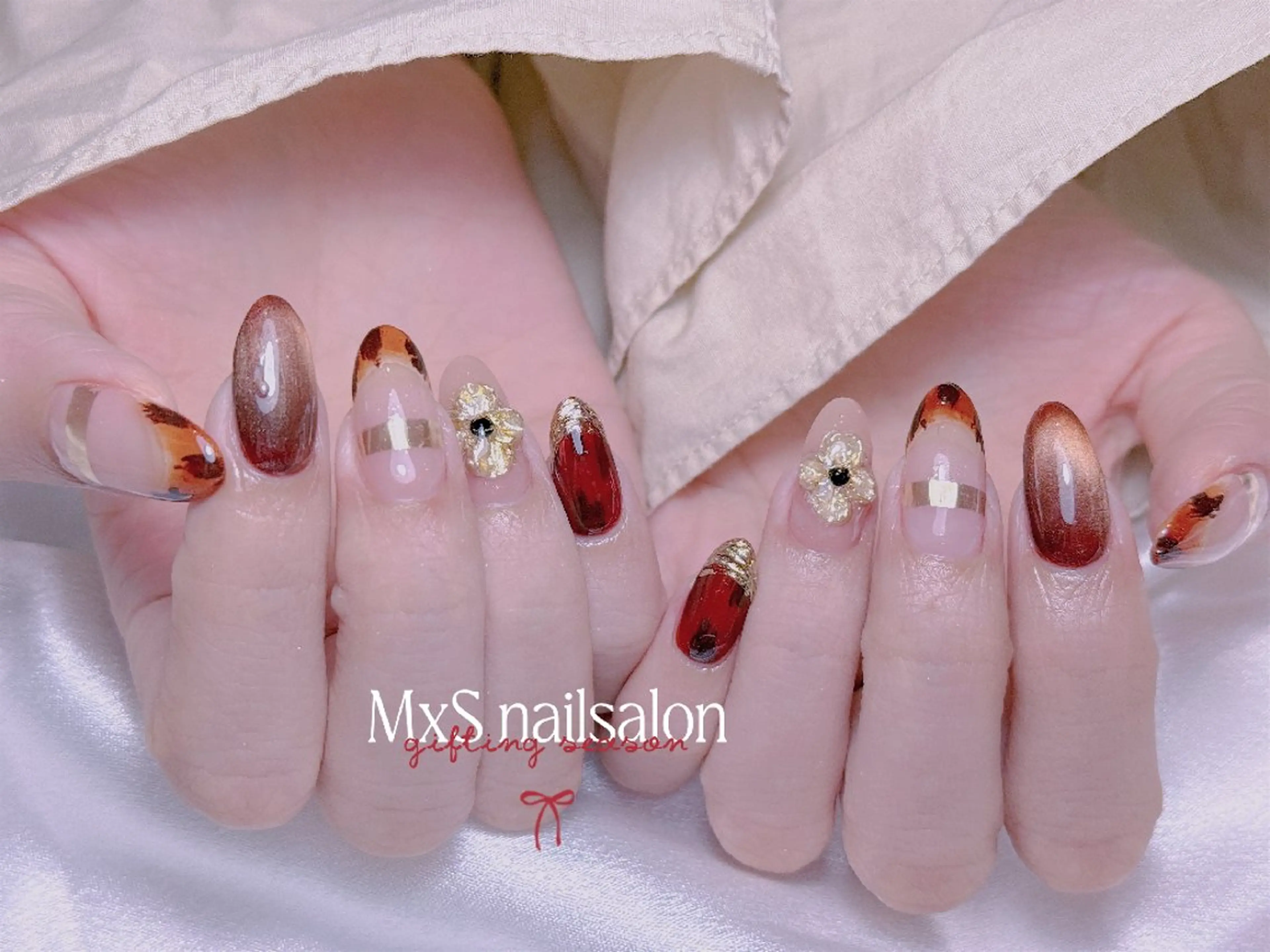 ネイル ジェルネイル 韓国ネイル マグネットネイル パラジェル バレンタイン ハンドネイル ハンドケア MxS Nail(長さだし/フィルイン/マグネット/韓国ネイル/ワンホンネイル/ワンカラー)所属・MxS リィリィのネイルデザイン
