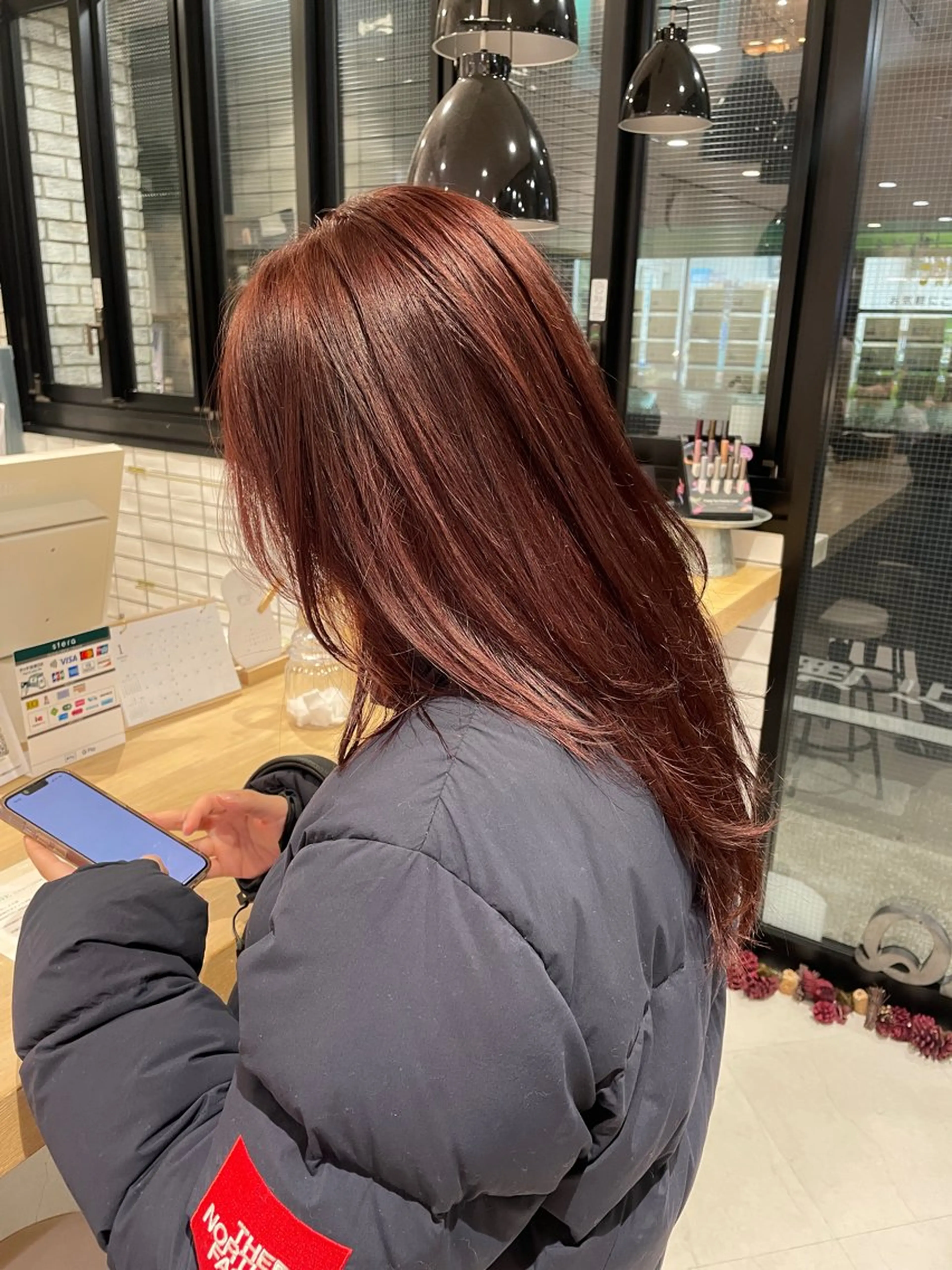 ミディアム カラー レッドカラー レイヤーカット ヘアカラー カラー/レイヤー/ 髪質改善/PAAQのヘアスタイル