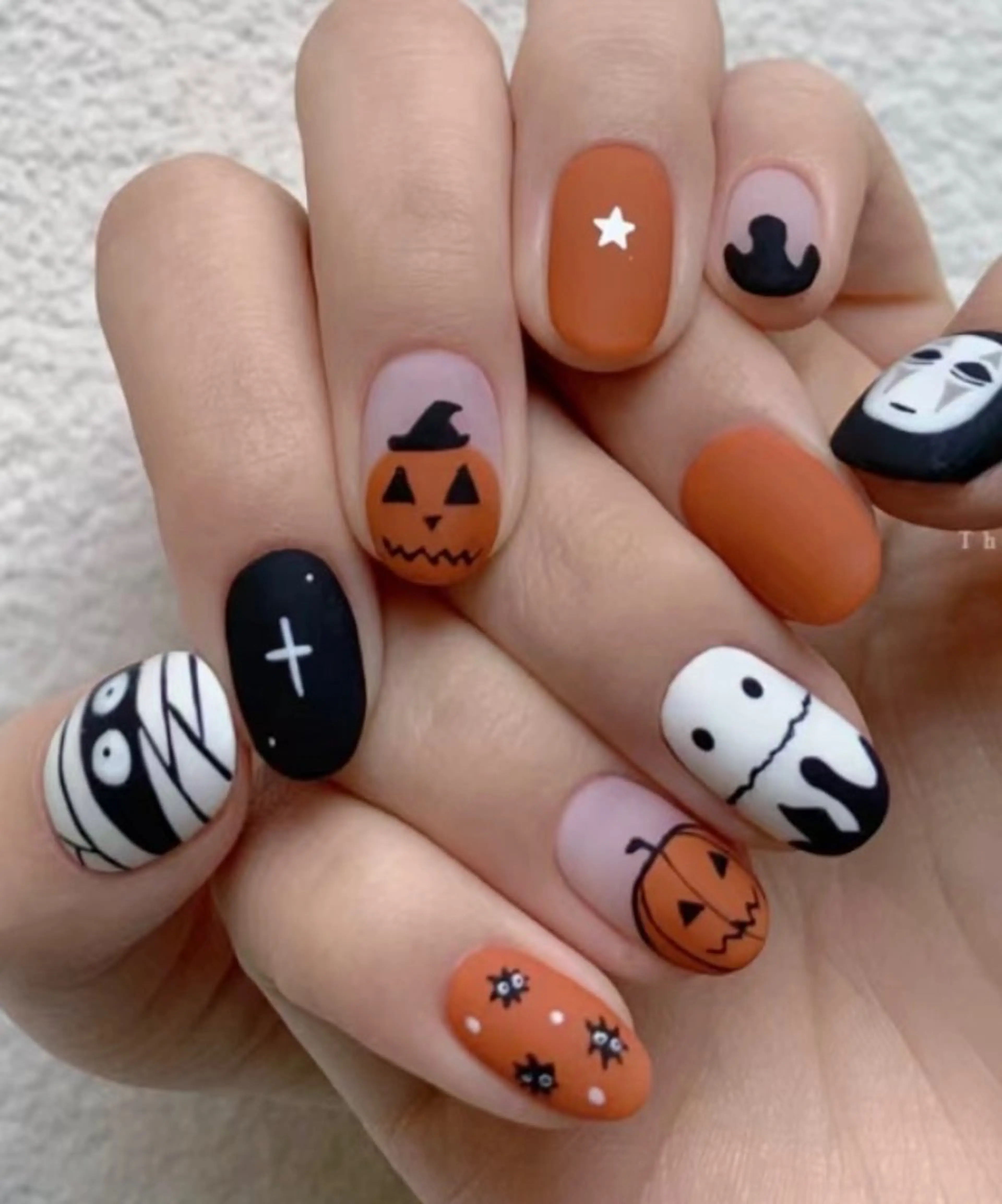 ネイル シ シのネイルデザイン