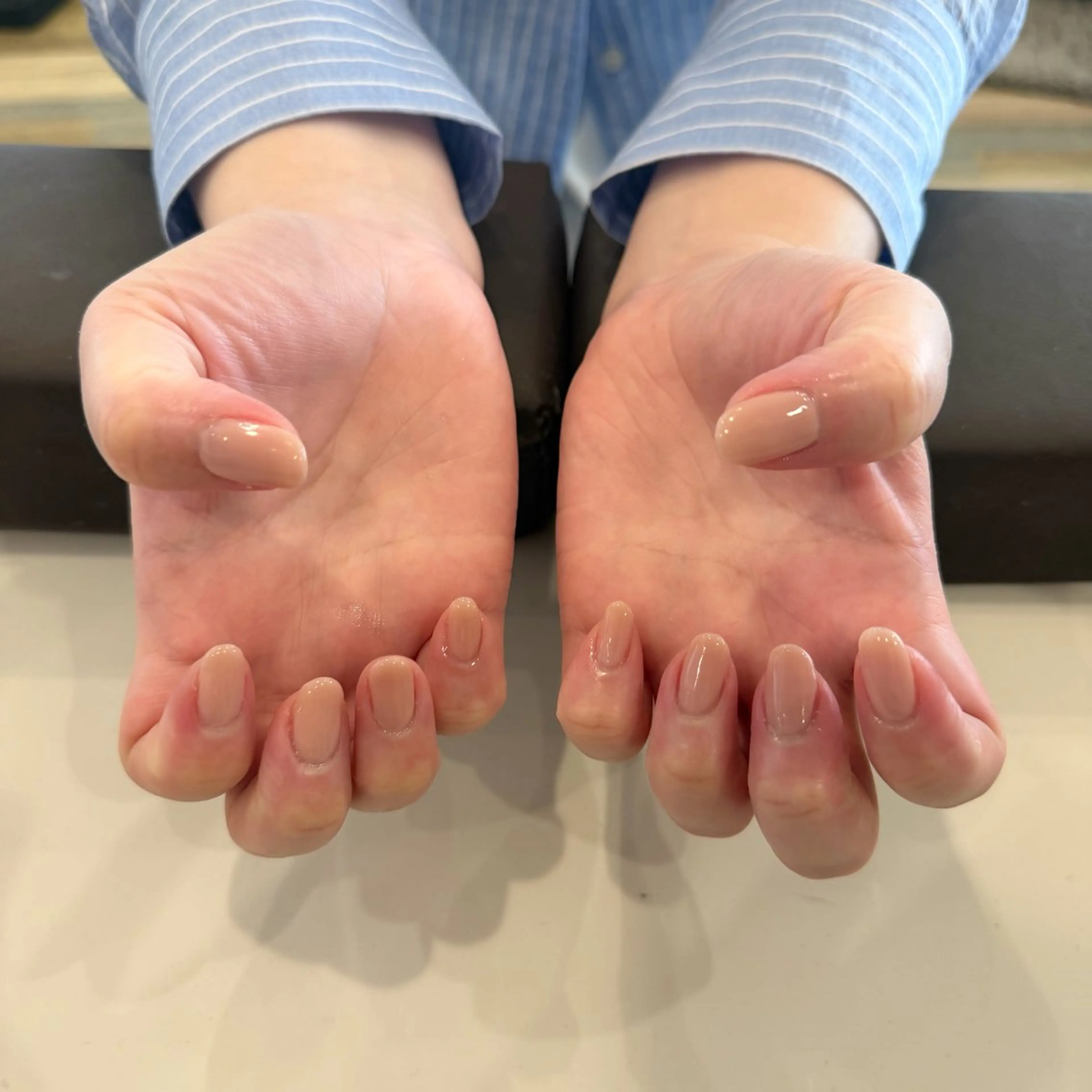 カラー 中村 結菜のネイルデザイン