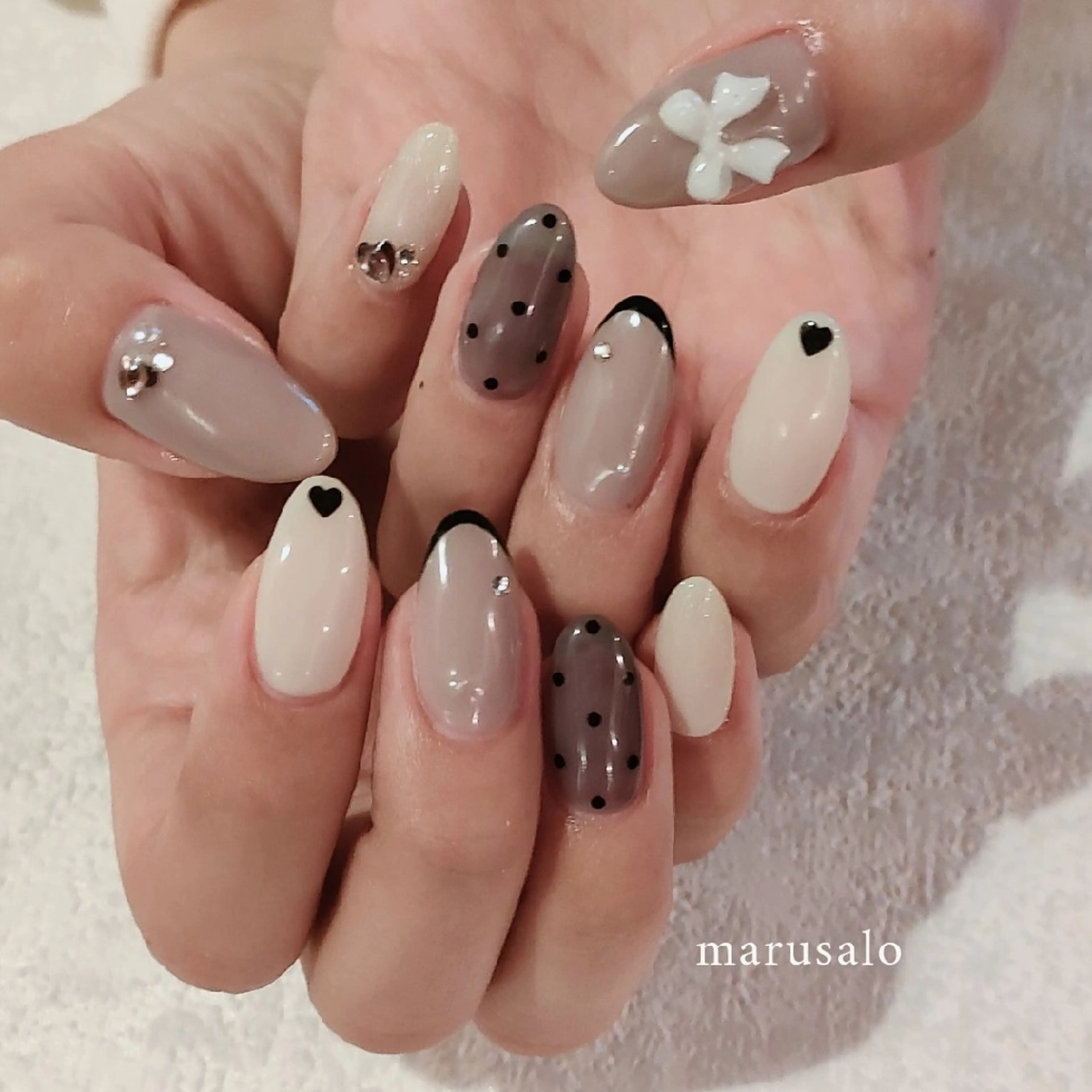 ネイル ドット フレンチネイル ガーリー ハート リボン ハンドネイル marusalo nailのネイルデザイン