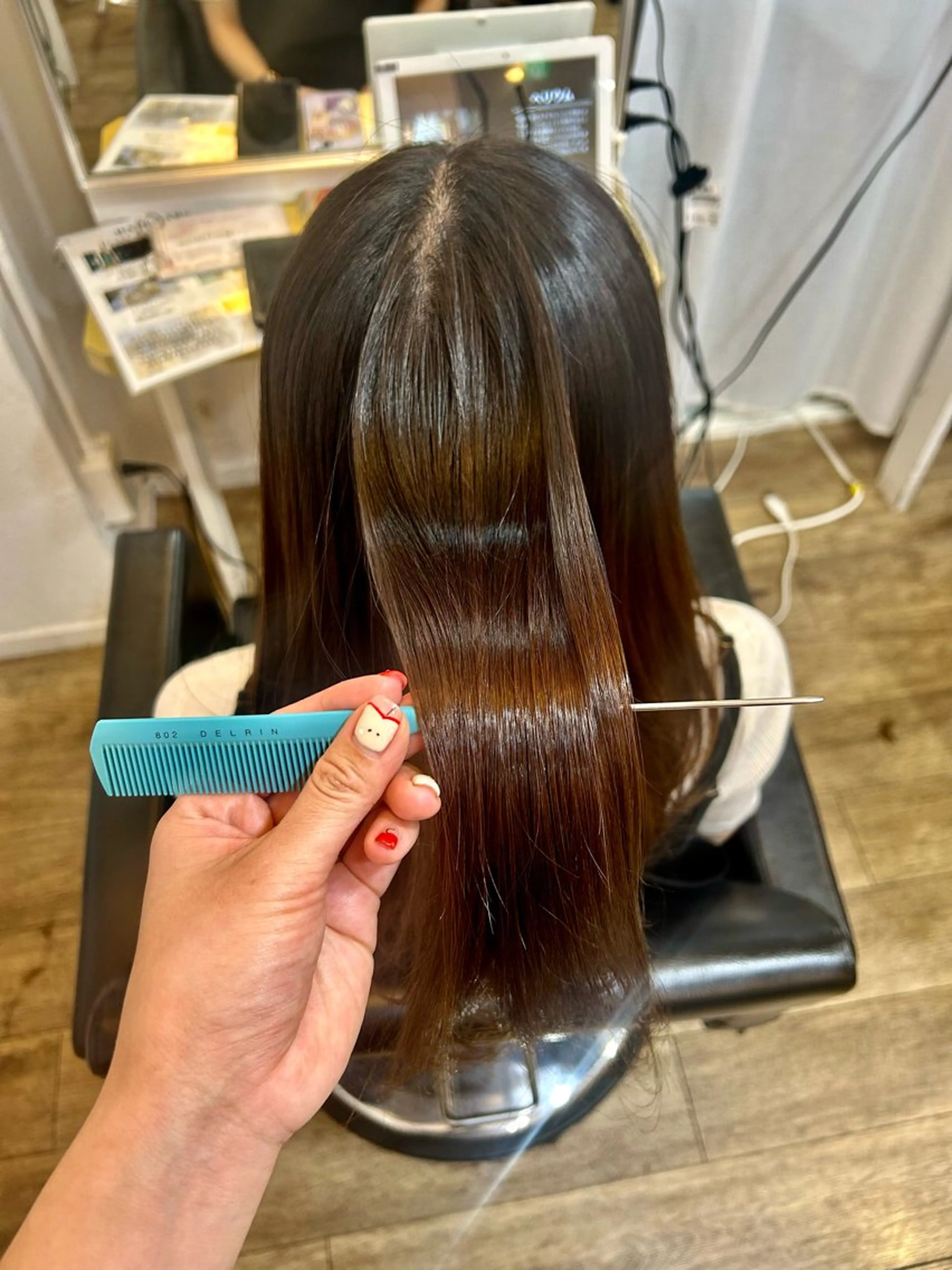 セミロング ボブ くびれヘア 顔周りカット 髪質改善 韓国風ヘア ブリーチなしベージュ /ヘアセット/ミユのヘアスタイル